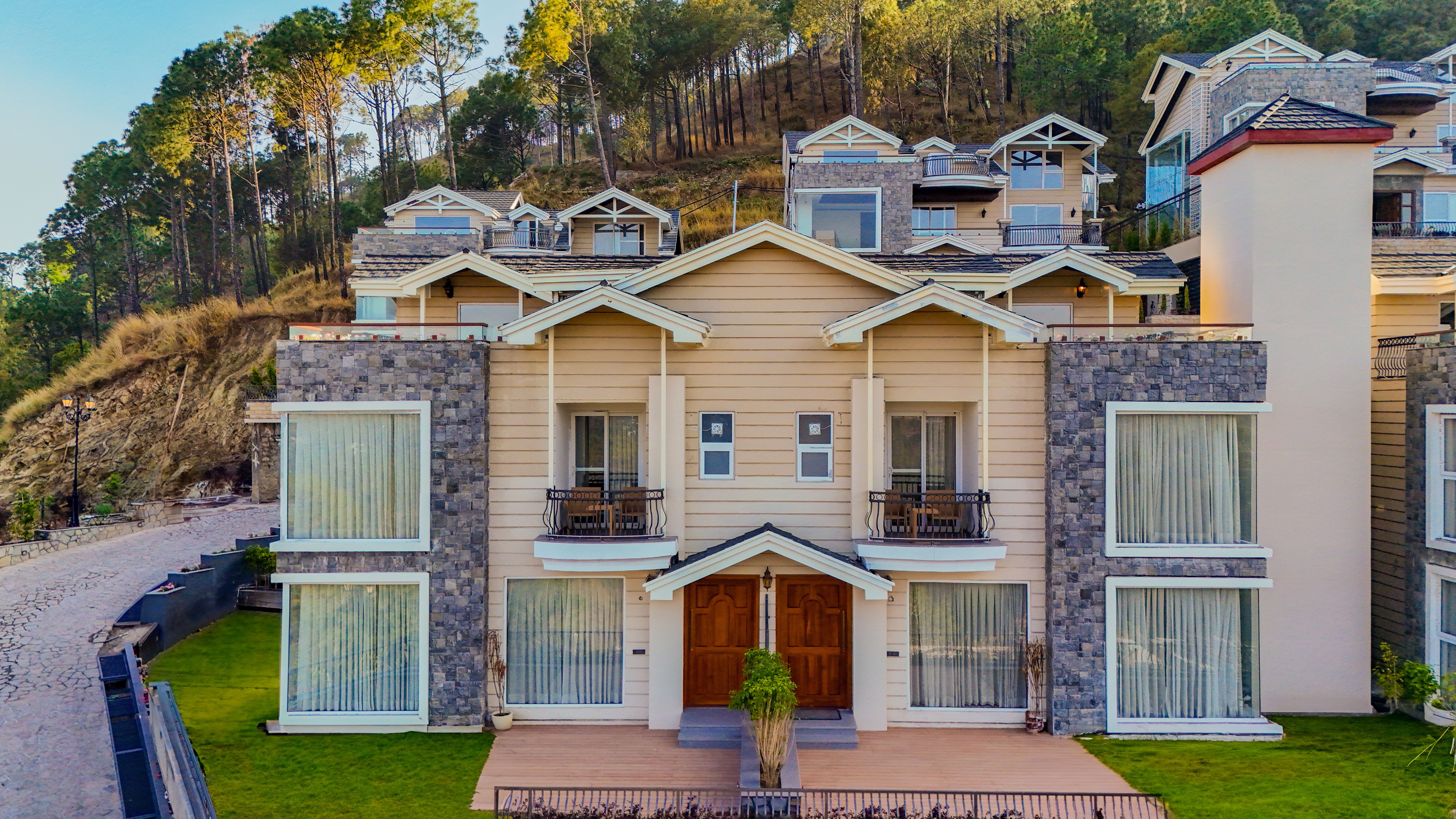 Royce Cottage, Kasauli - H1