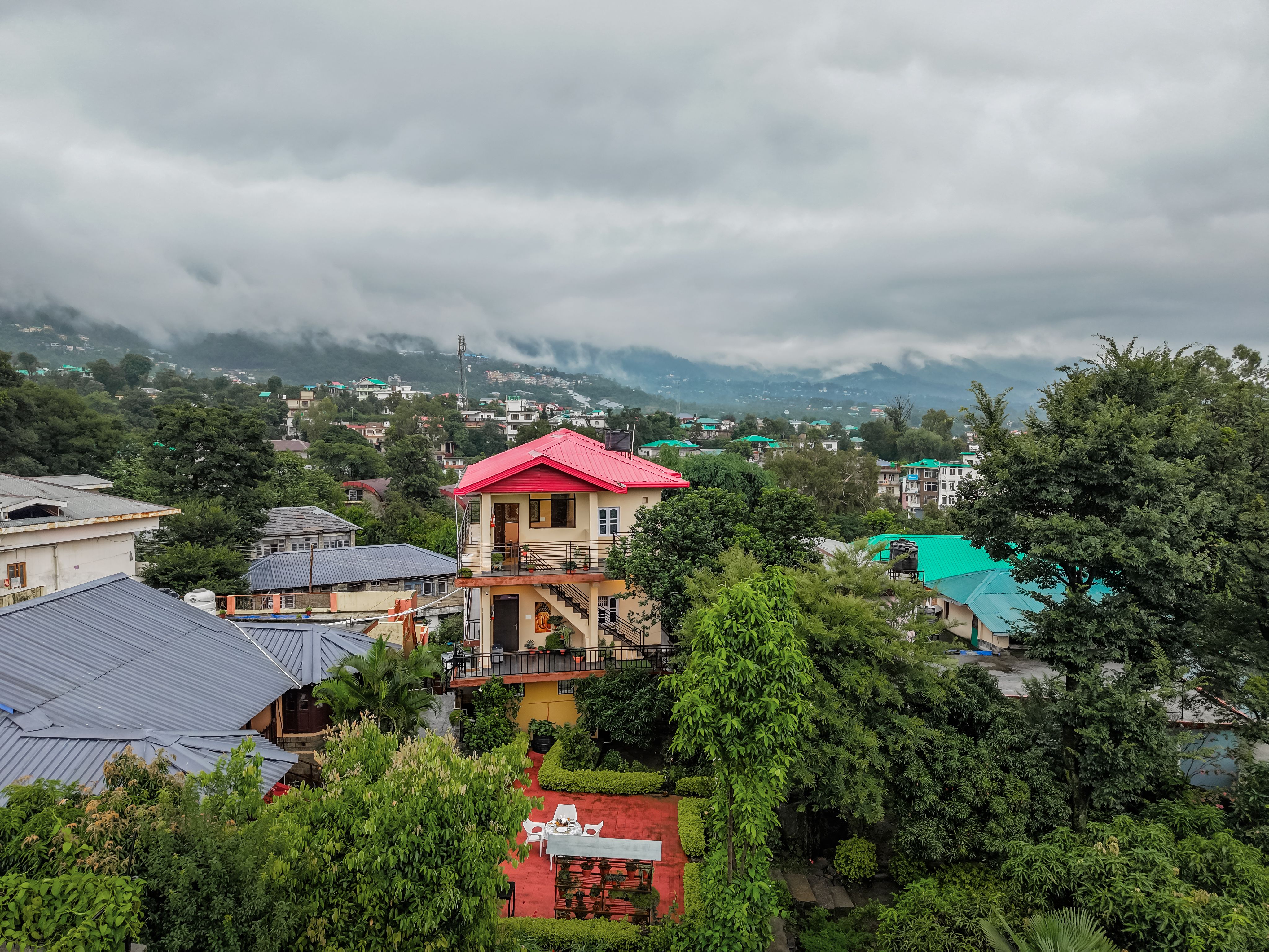 Riva Dreams | 2-BHK Retreat with Hill Views & Lush Garden - Image 2