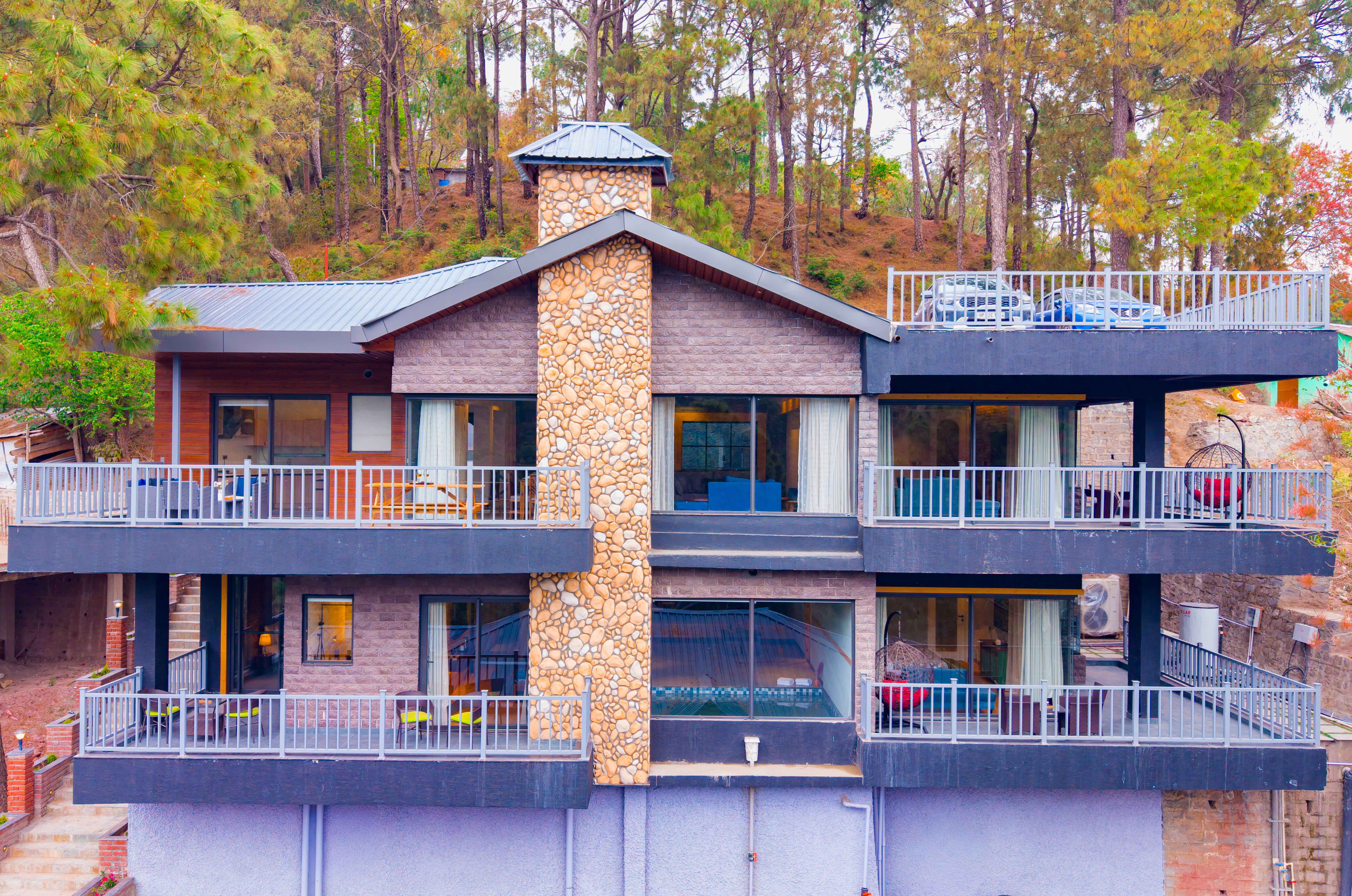 The Retreat Villa | 4-BHK Hillside Retreat with Indoor Pool, Jacuzzis | Near Kasauli Hill Station