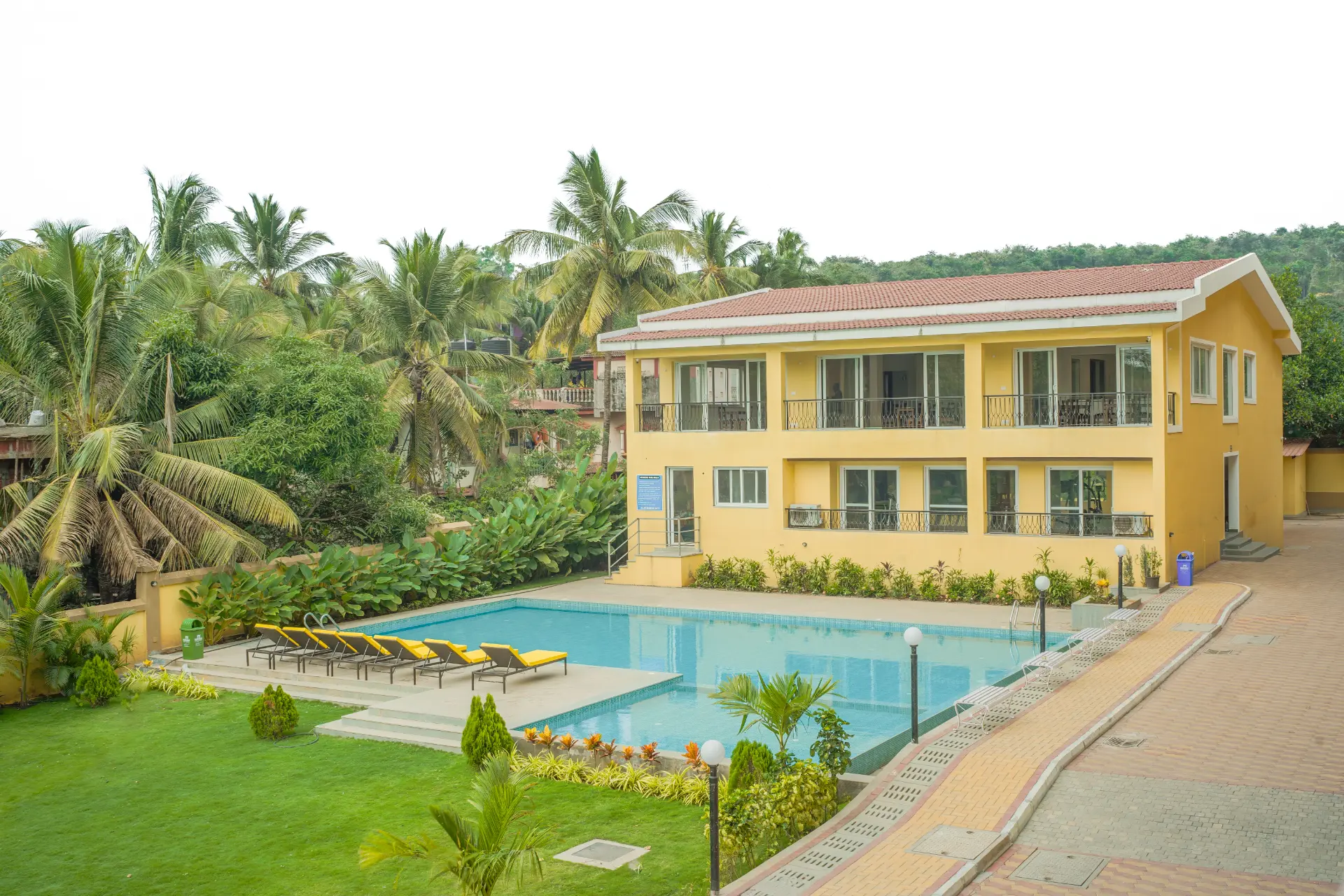 Veera Marina | Elegant 1-BHK Apt With Common Pools, Gym & Lift 