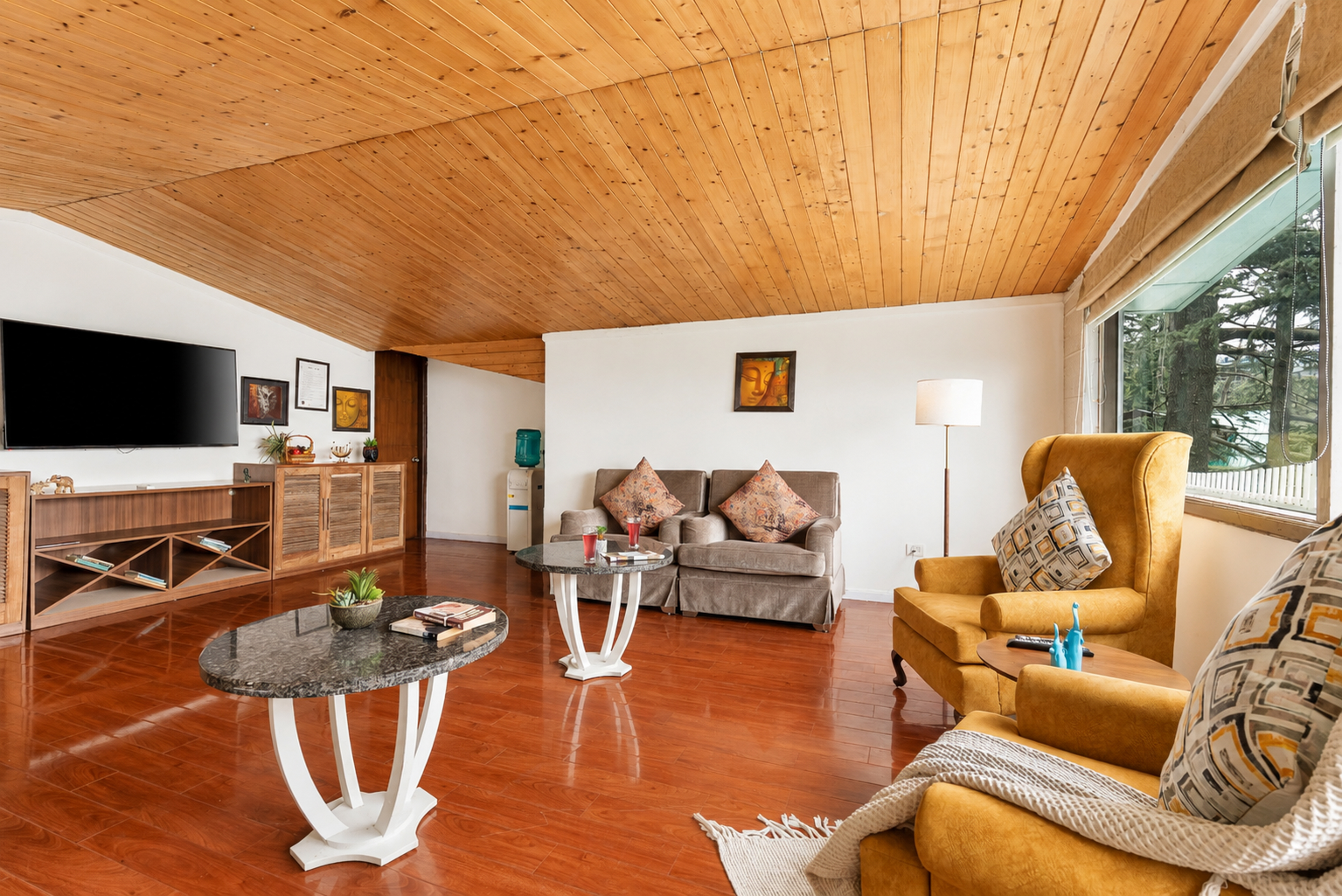 Pet-Friendly 4 BHK Attic Apartment with Private Balconies, Forest View, Reception & Indoor Games — photo 31