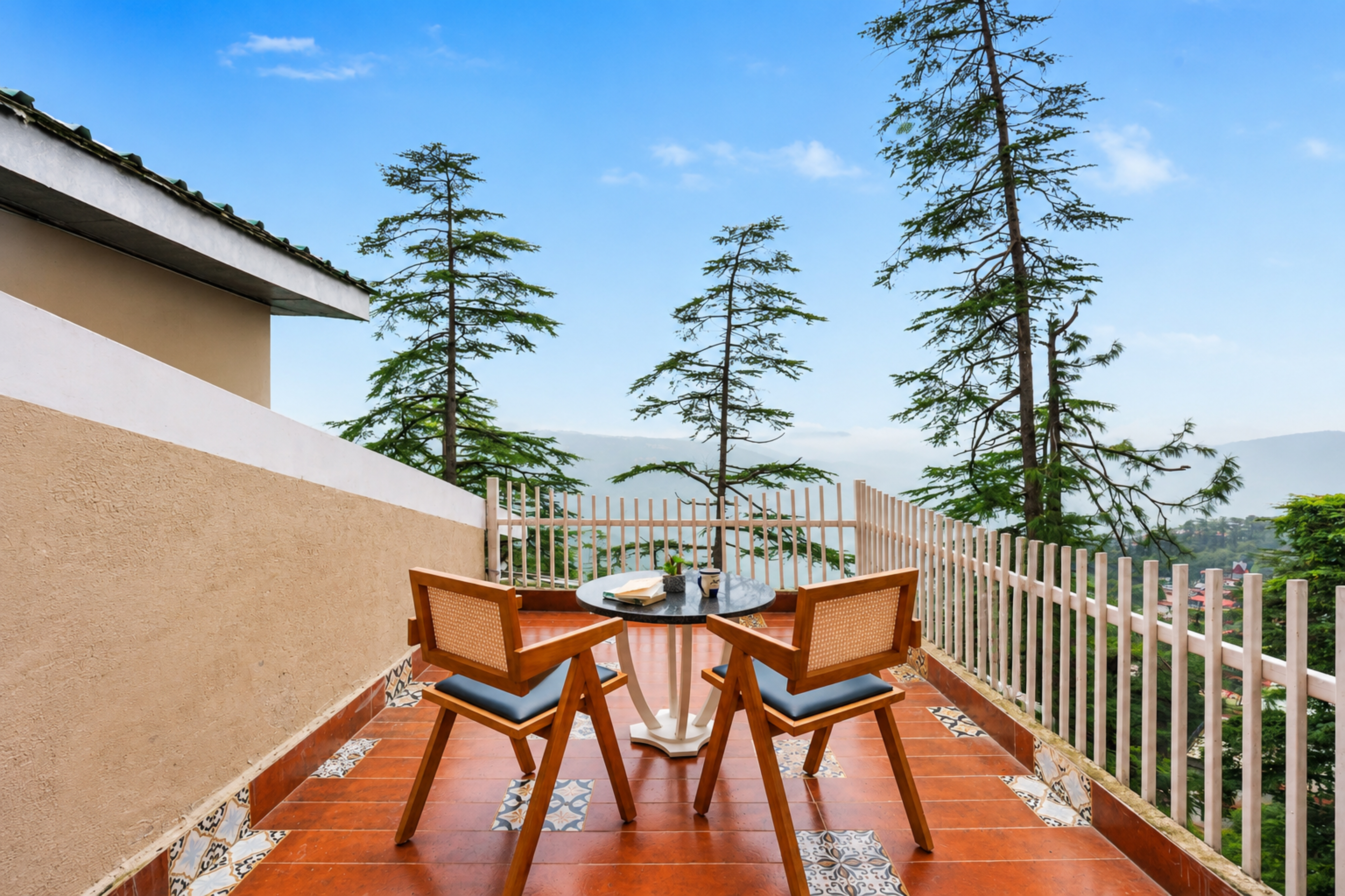 Pet-Friendly 4 BHK Attic Apartment with Private Balconies, Forest View, Reception & Indoor Games — photo 36