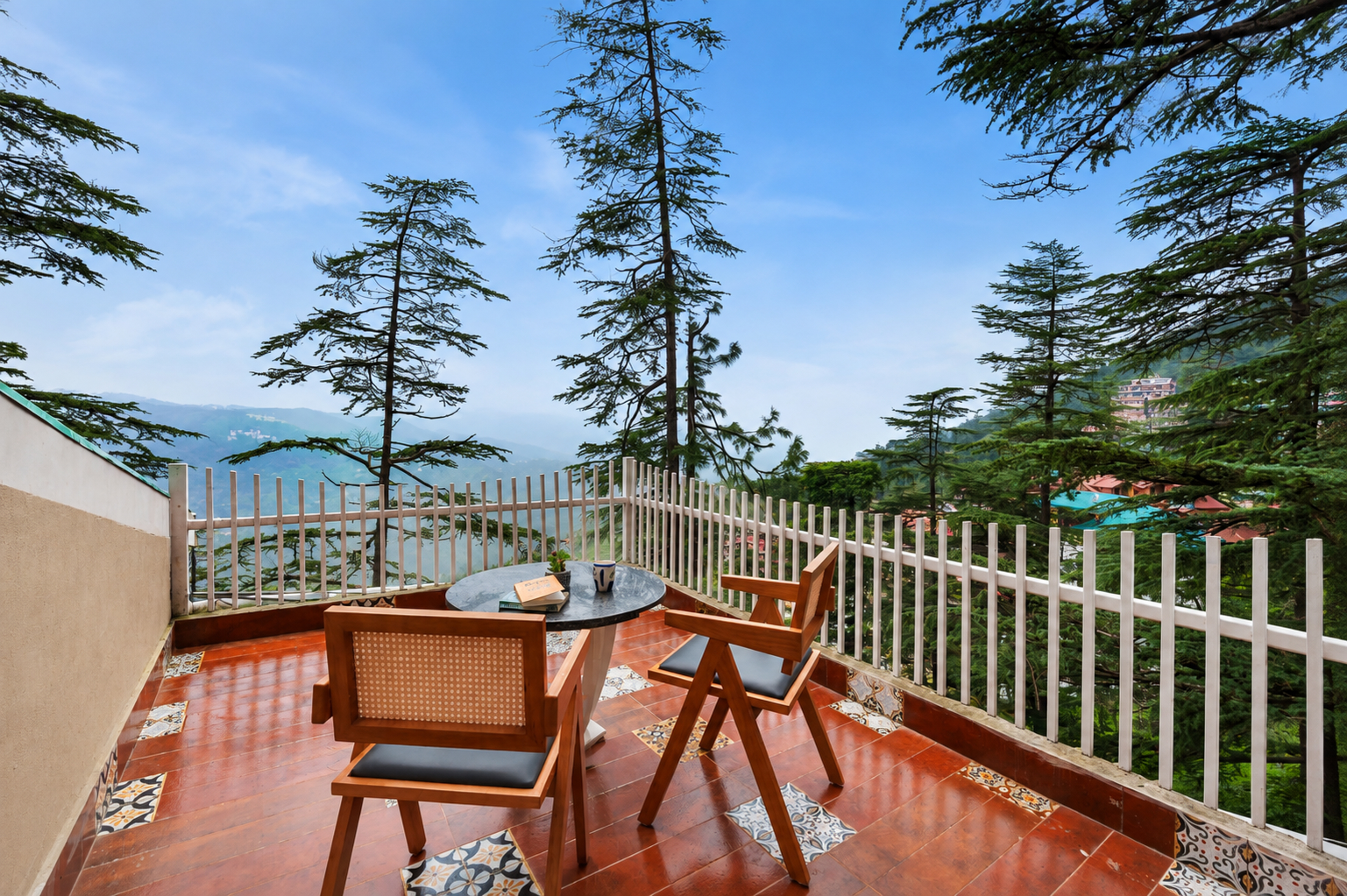 Pet-Friendly 4 BHK Attic Apartment with Private Balconies, Forest View, Reception & Indoor Games — photo 10