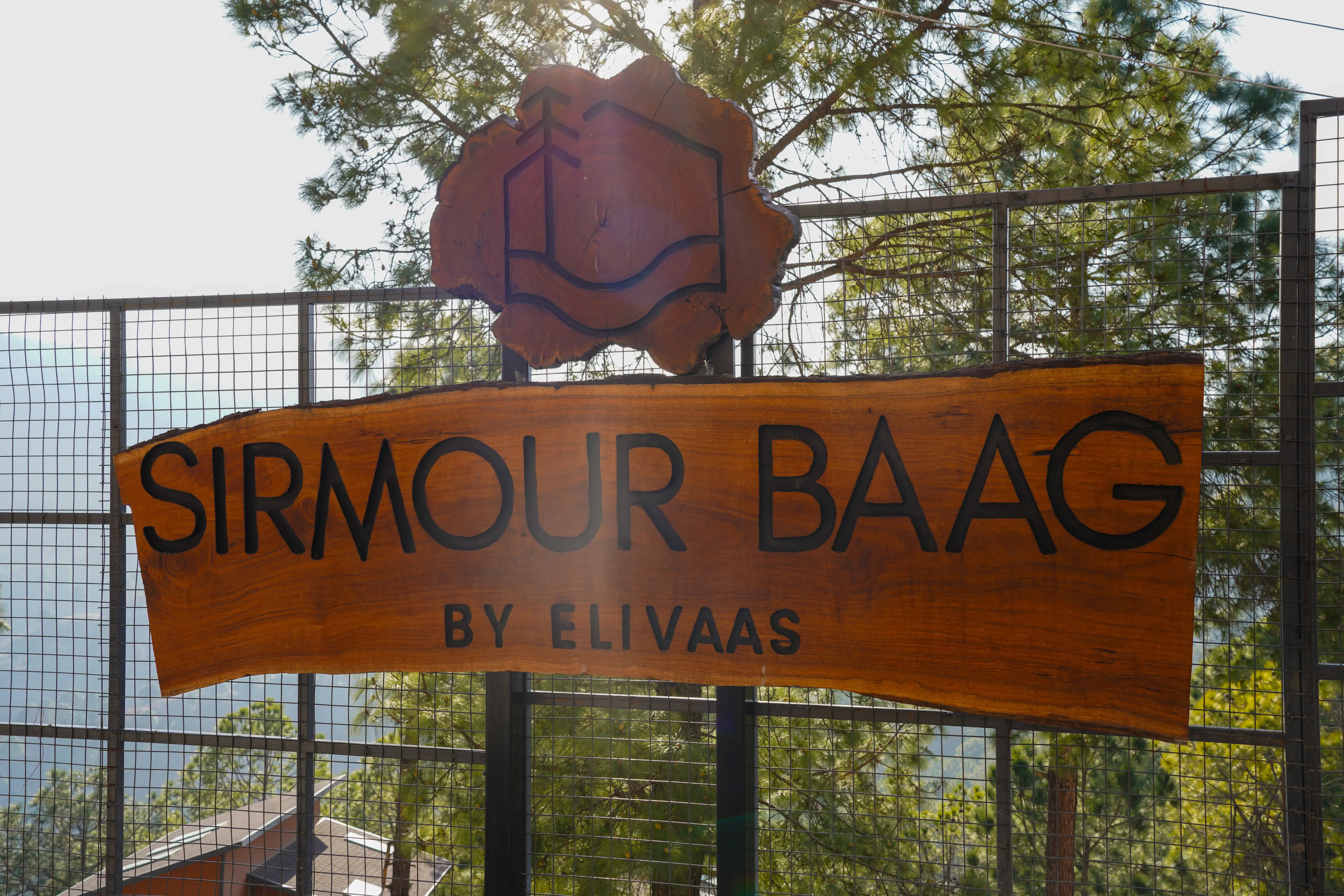 Sirmour Baag Cherry | A Pet-Friendly Cottage With Balcony, Common Garden & Restaurant