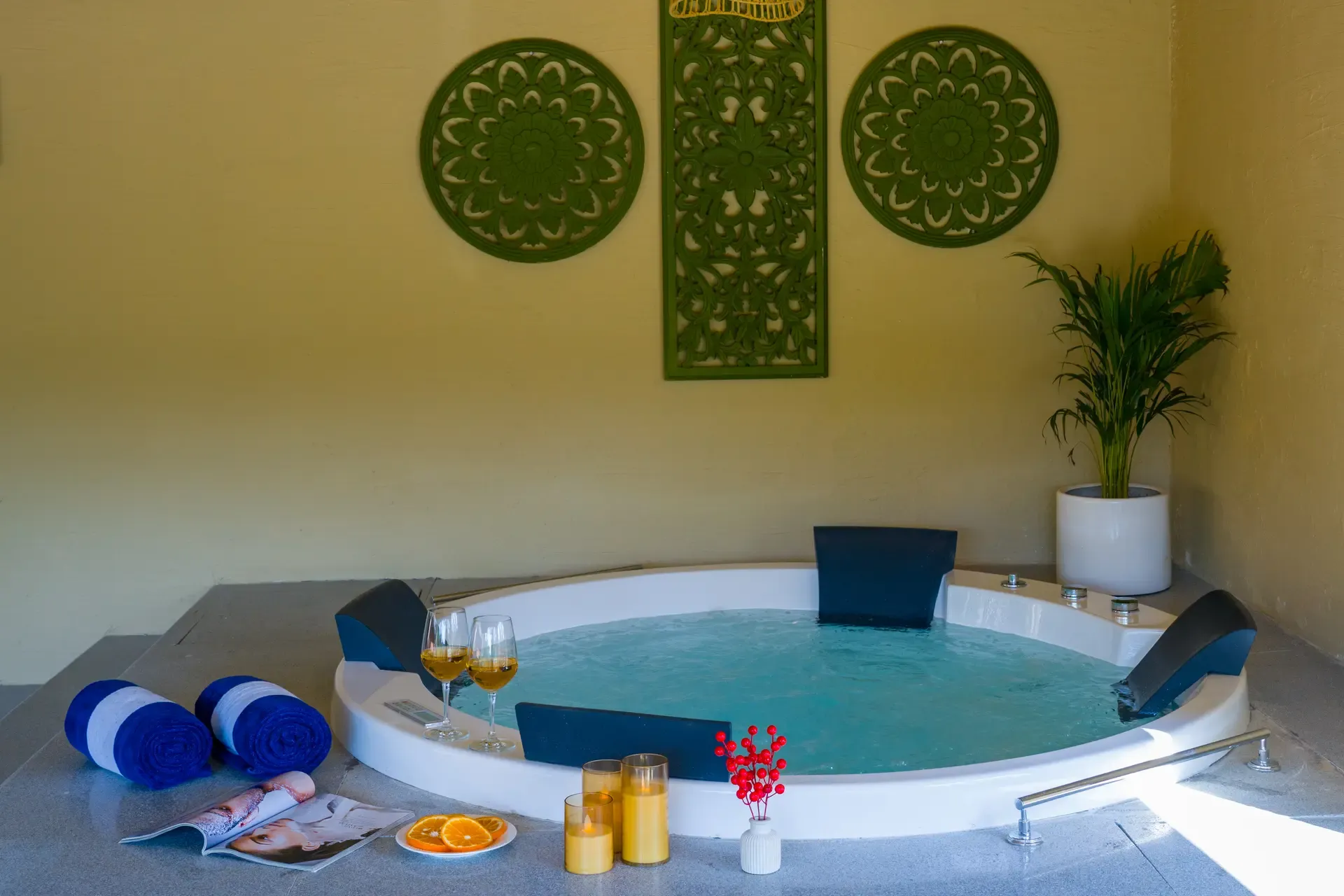 Sirmour Baag Merlot, Kasauli - Jacuzzi