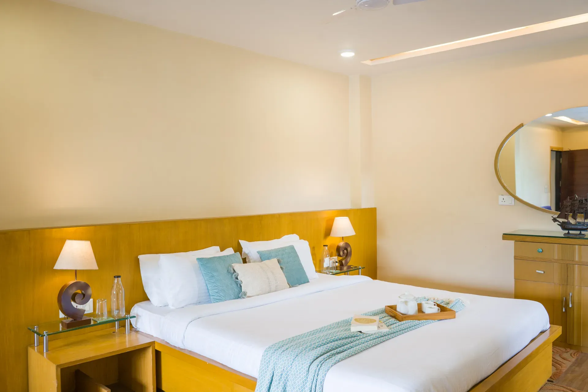 Lakeview Manor Villa, Bhimtal - Bedroom