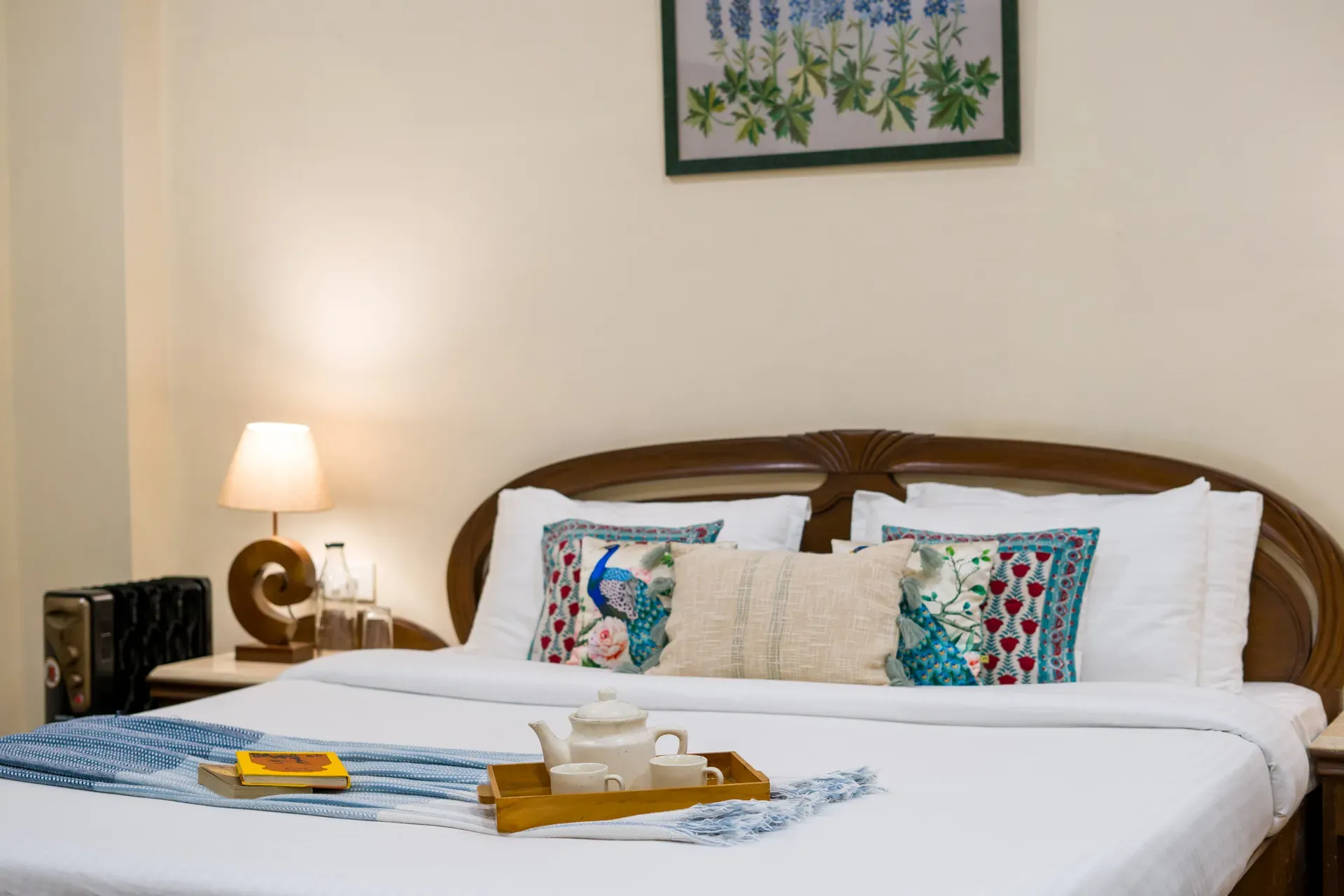 Lakeview Manor Villa, Bhimtal - Bedroom