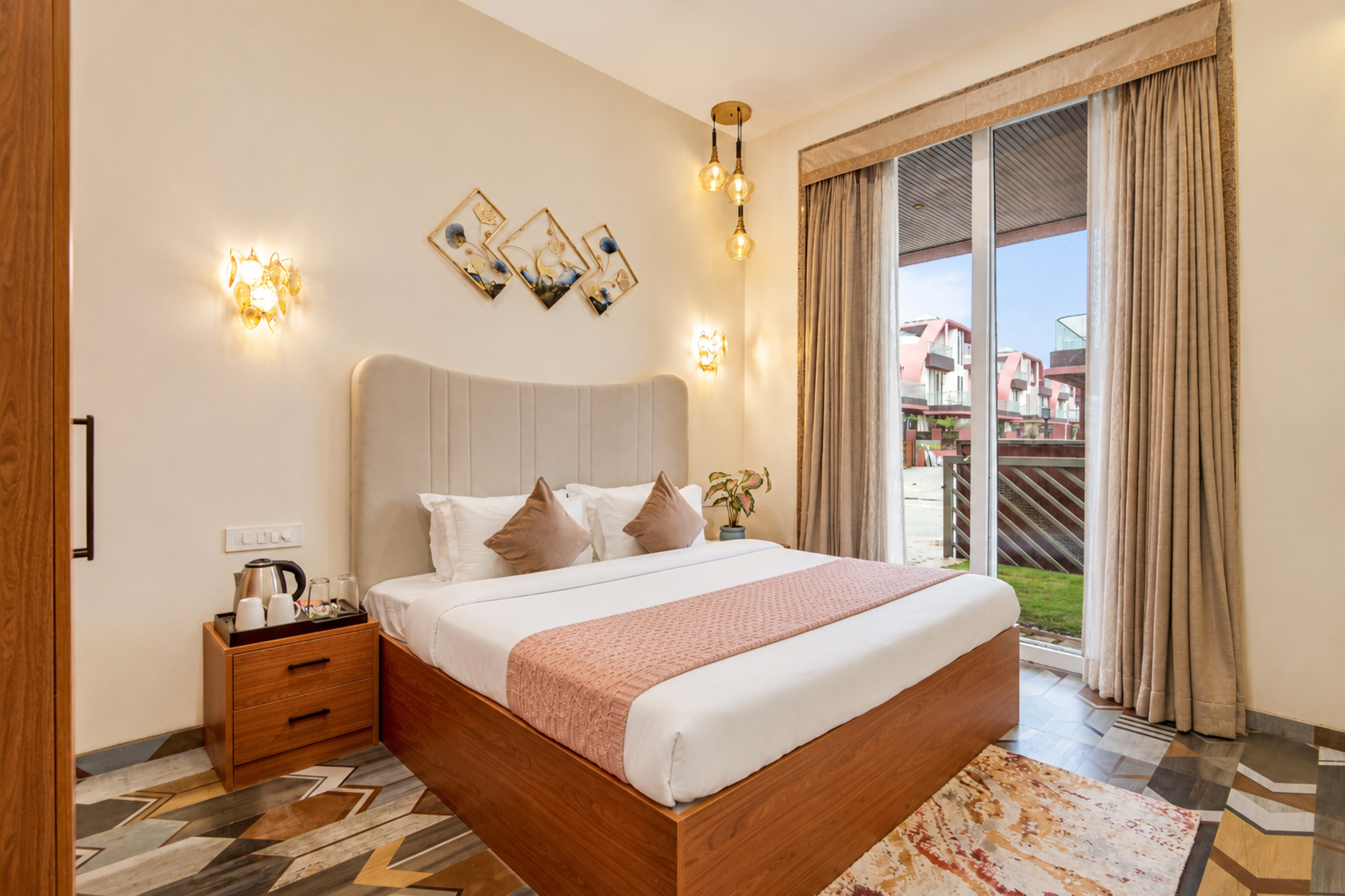 Luxurious 3 BHK Retreat with Private Pool, Jacuzzi Bedroom, Glass Canopy Terrace & Garden — photo 25