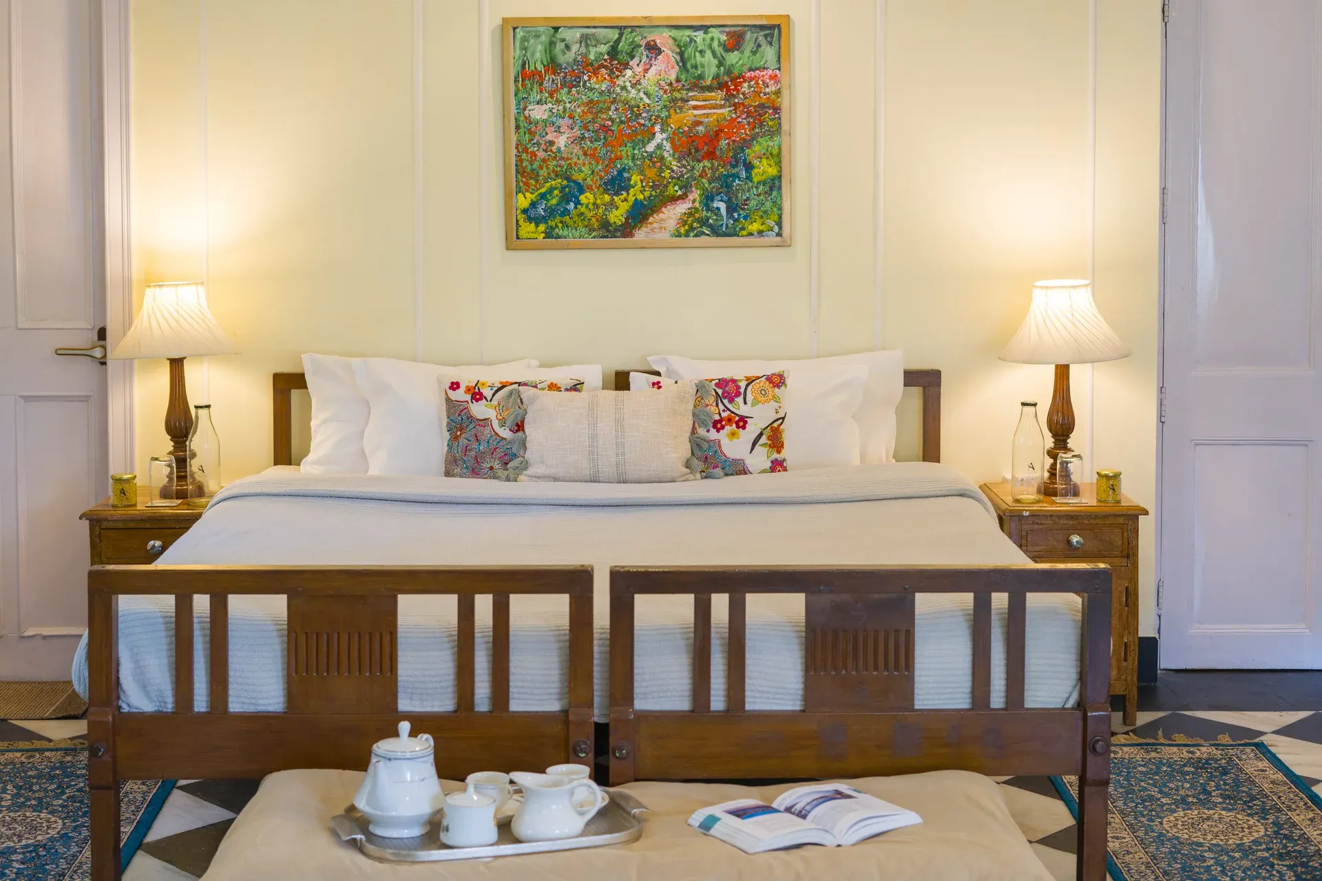 Chalet Vie Villa, Kasauli - Bedroom 1