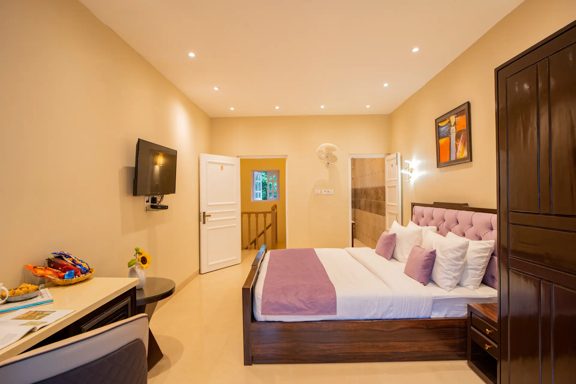 Emperor Ozran, North Goa - Bedroom
