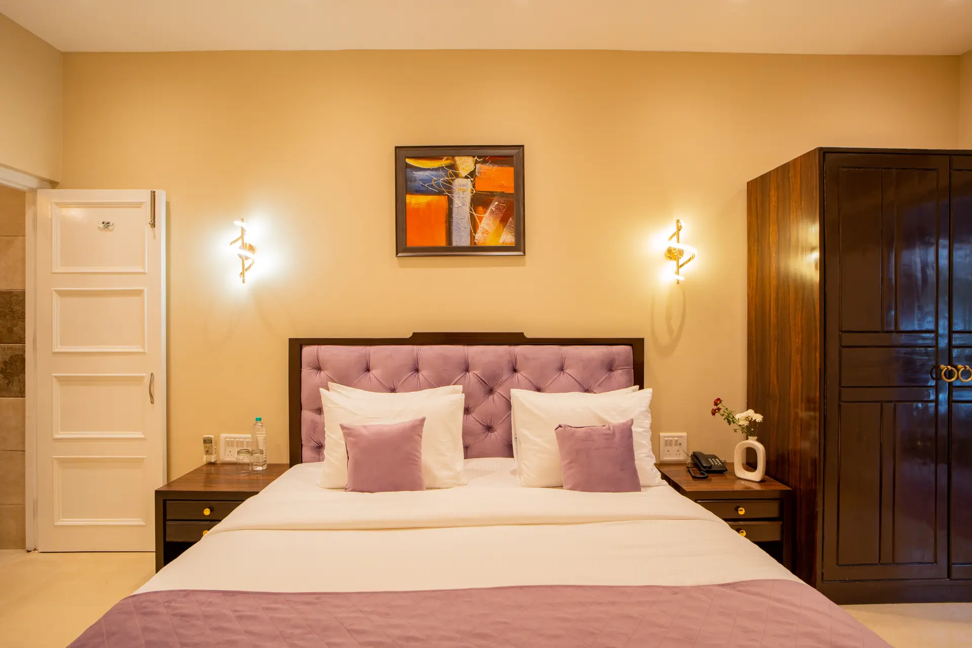 Emperor Ozran, North Goa - Bedroom