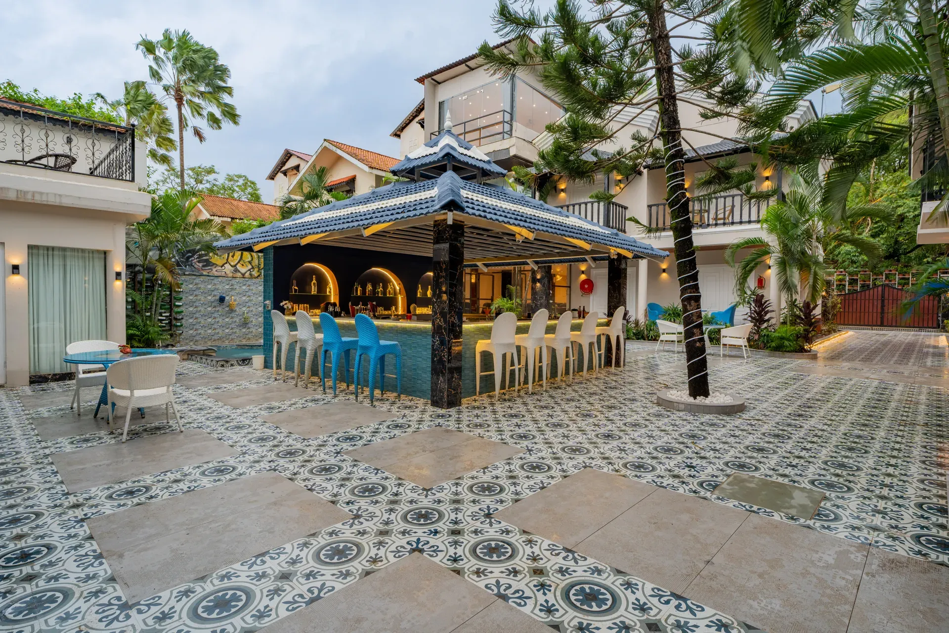 Image 4