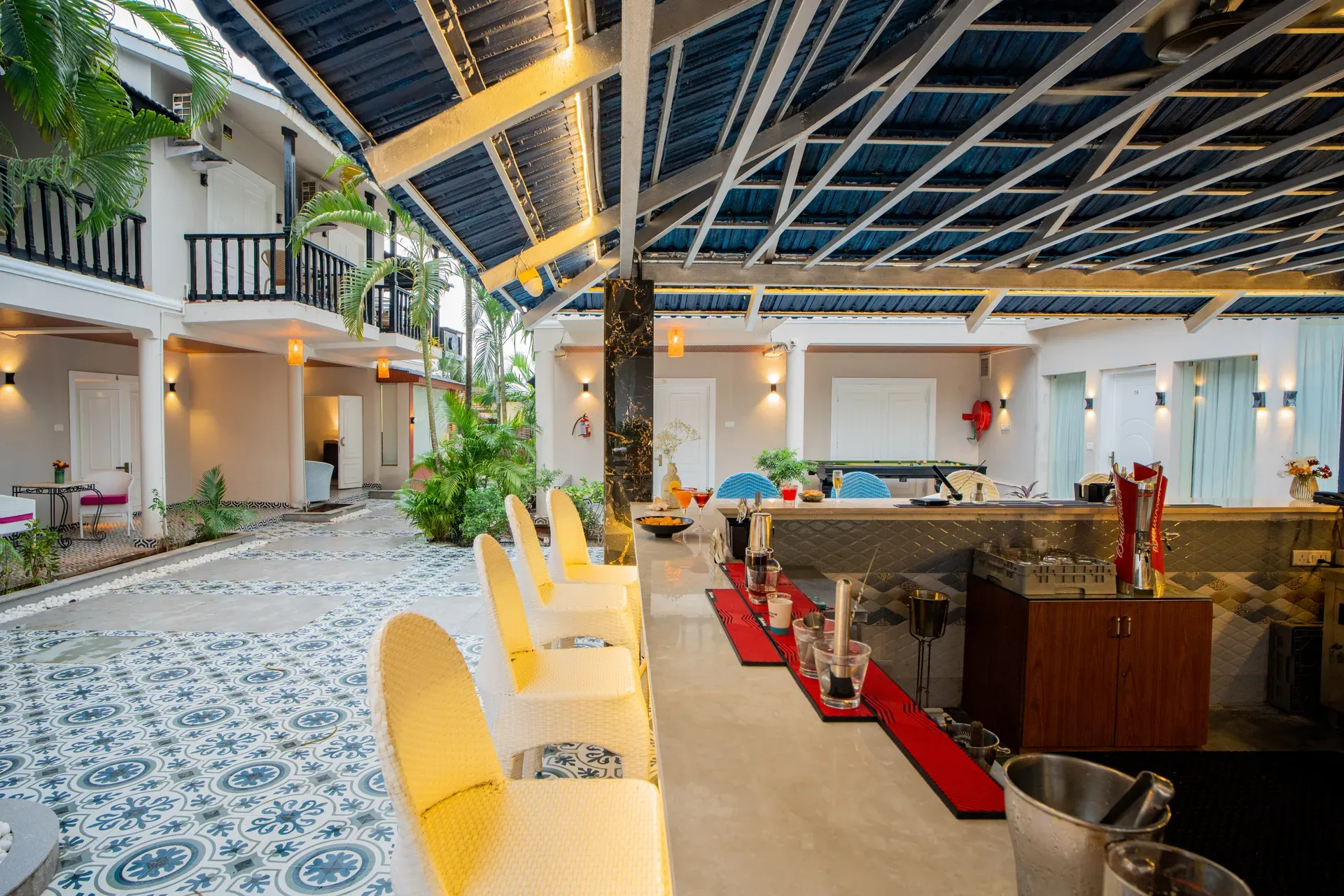 Emperor Ozran Villa, North Goa - Bar
