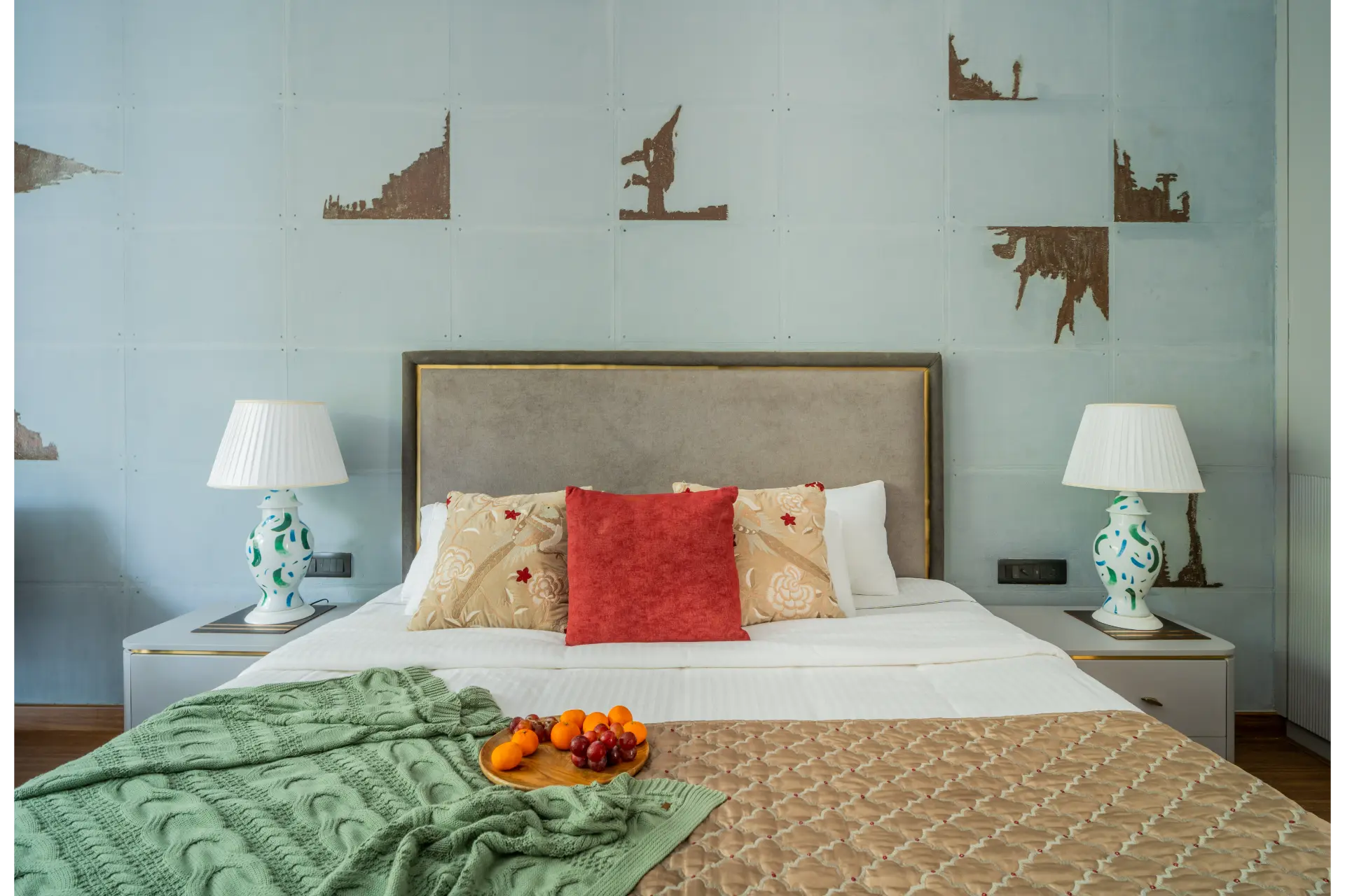 Bedroom 2 - Mirage Suite
