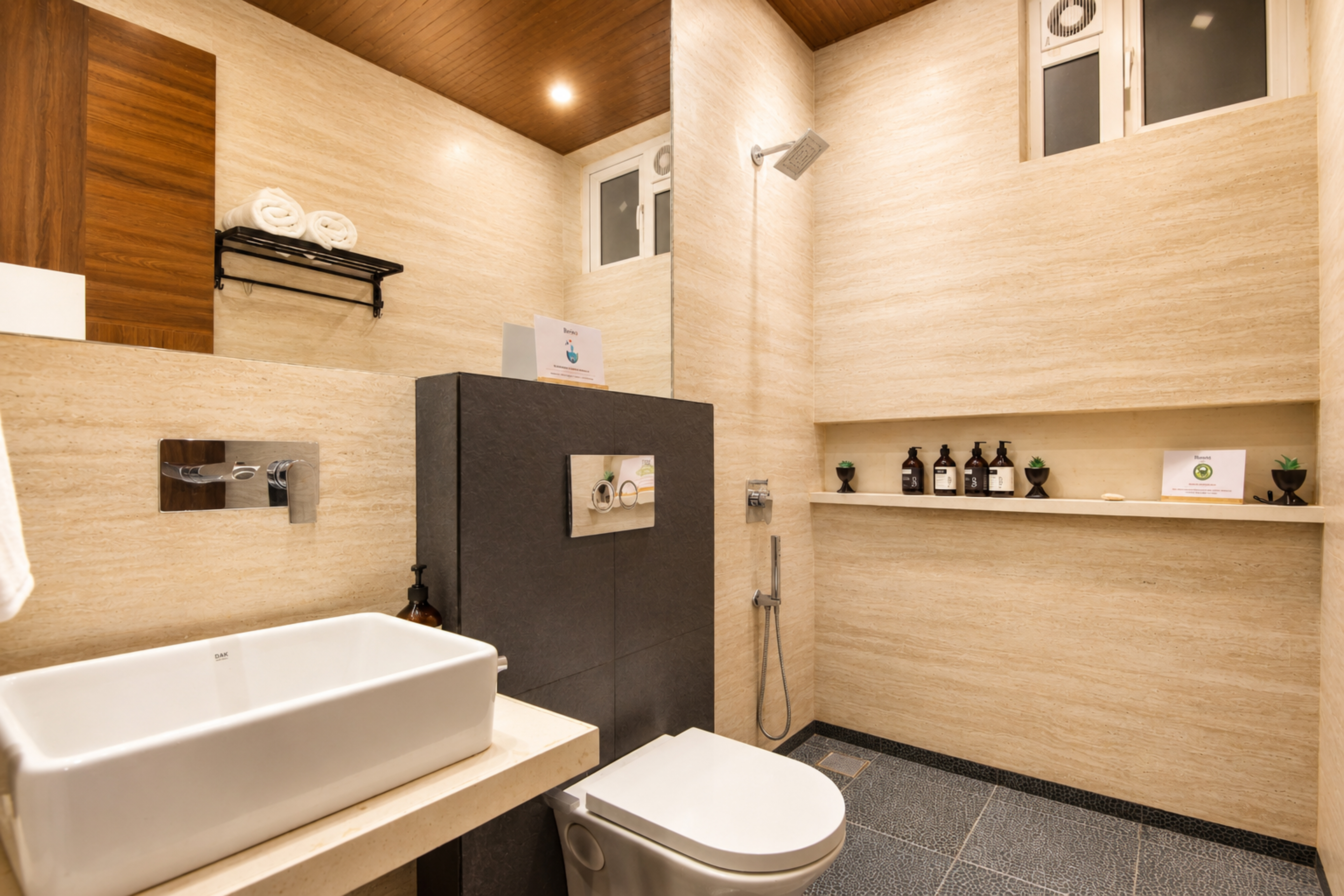 Luxurious 3 BHK Retreat with Private Pool, Jacuzzi Bedroom, Glass Canopy Terrace & Garden — photo 27
