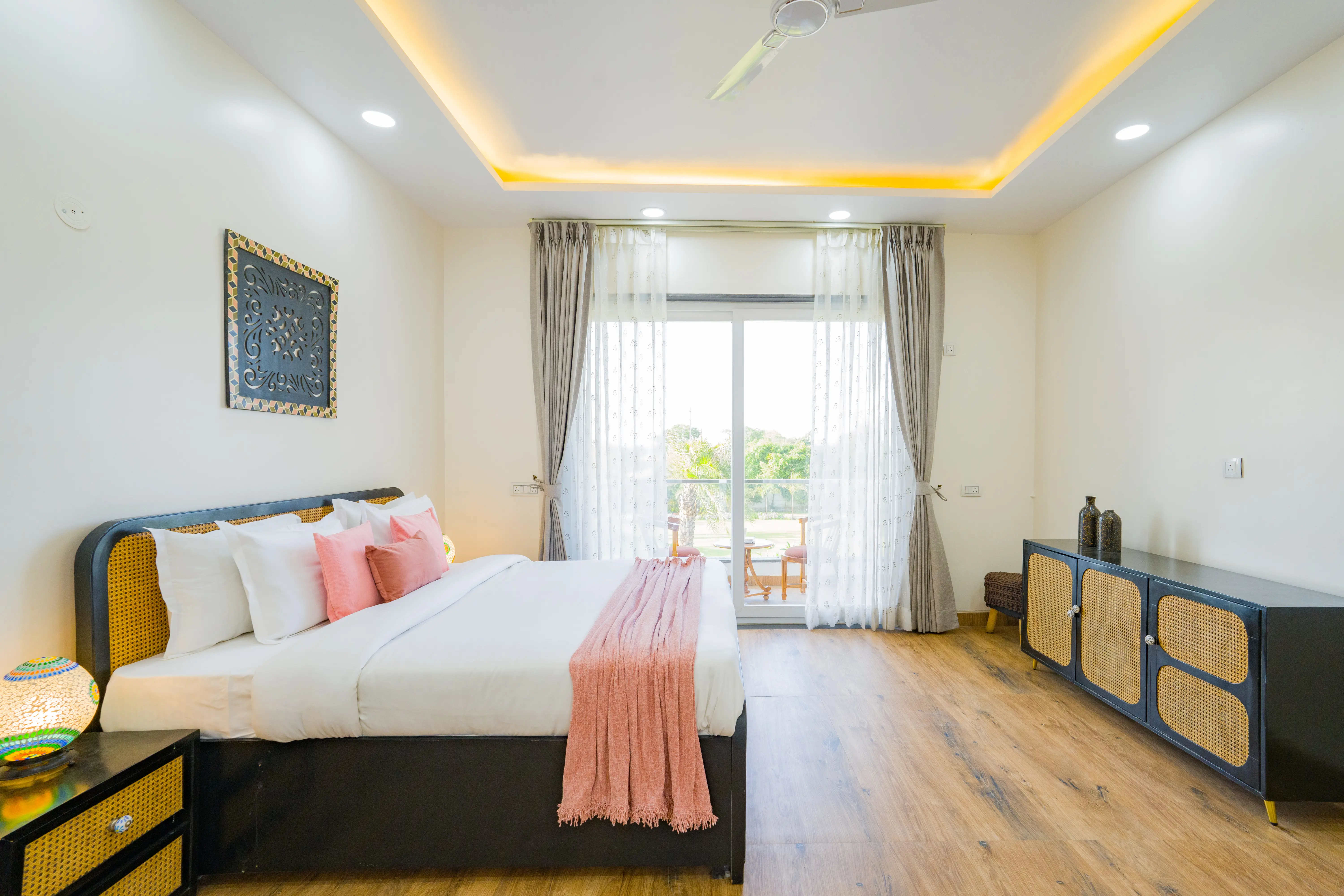 AdhiVa Retreat Farmhouse, Delhi NCR - Bedroom 3