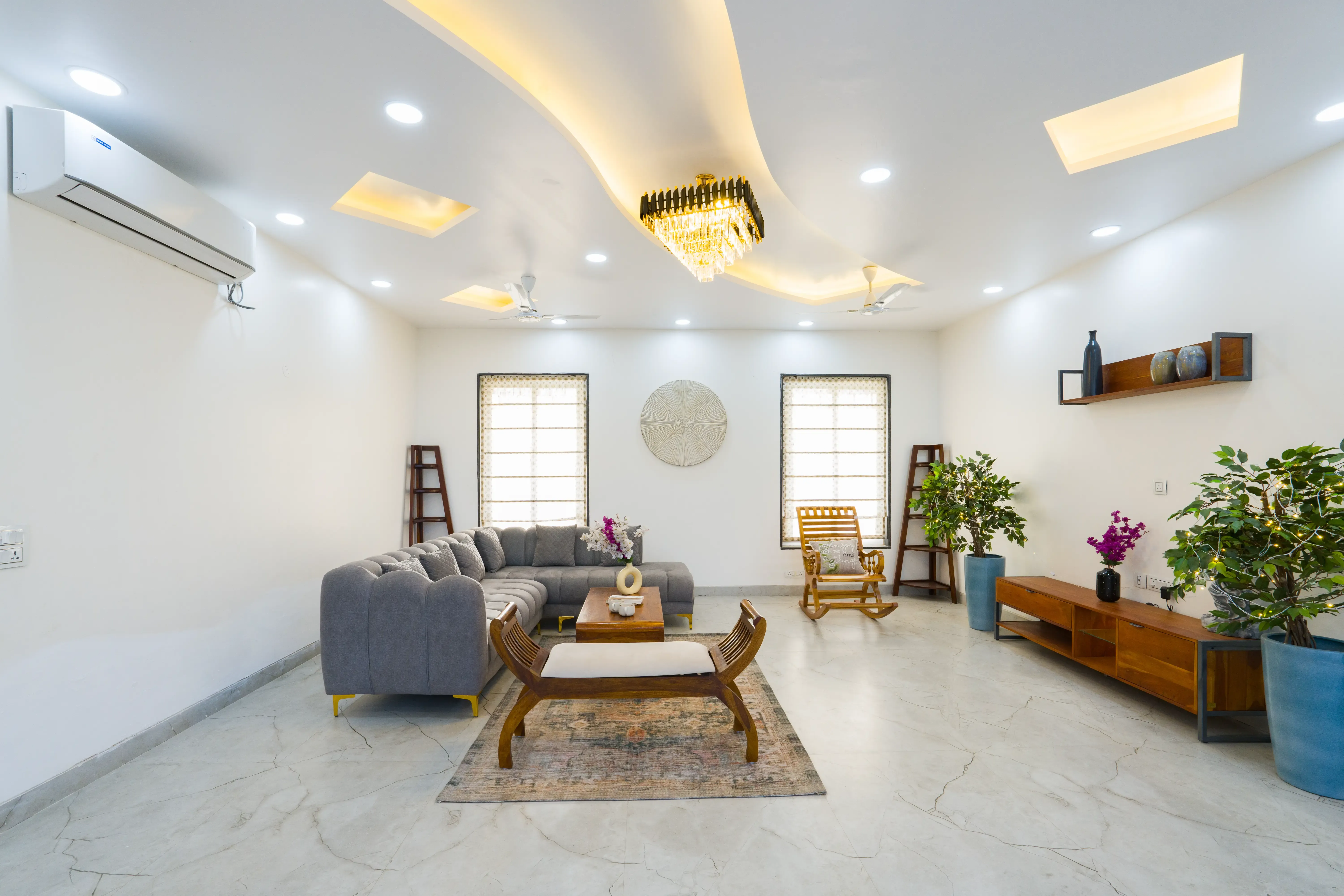 AdhiVa Retreat Farmhouse, Delhi NCR - Living Area 2