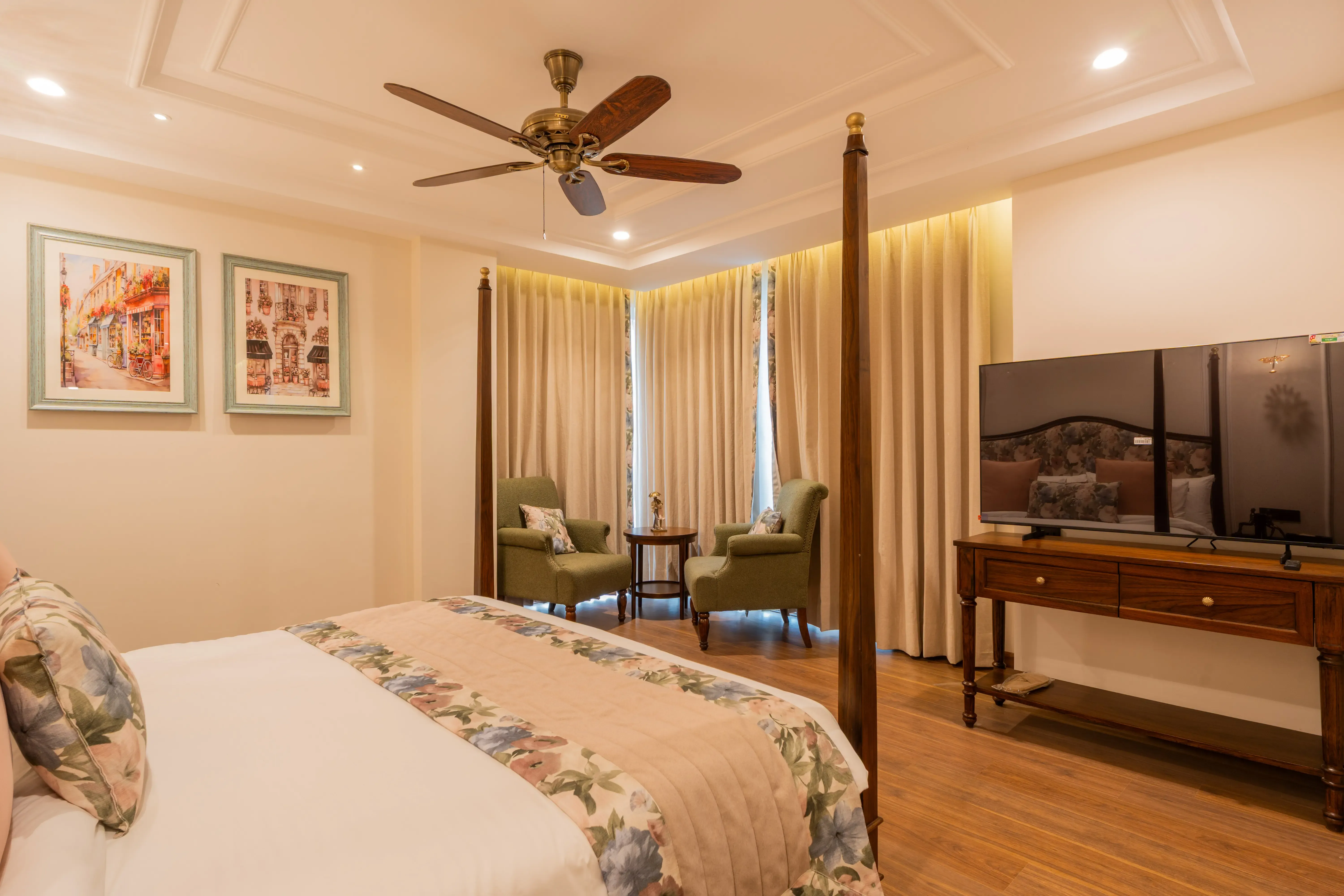 Royce Cottage, Kasauli - Bedroom 1