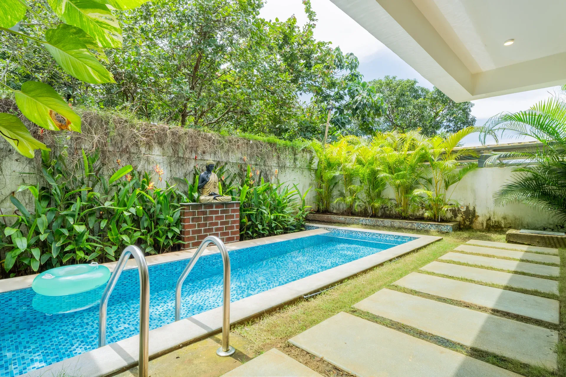 Villa Valerie | Pet-friendly 3-BHK Villa Near Popular Attractions With Pvt Pool & Bar - Image 5