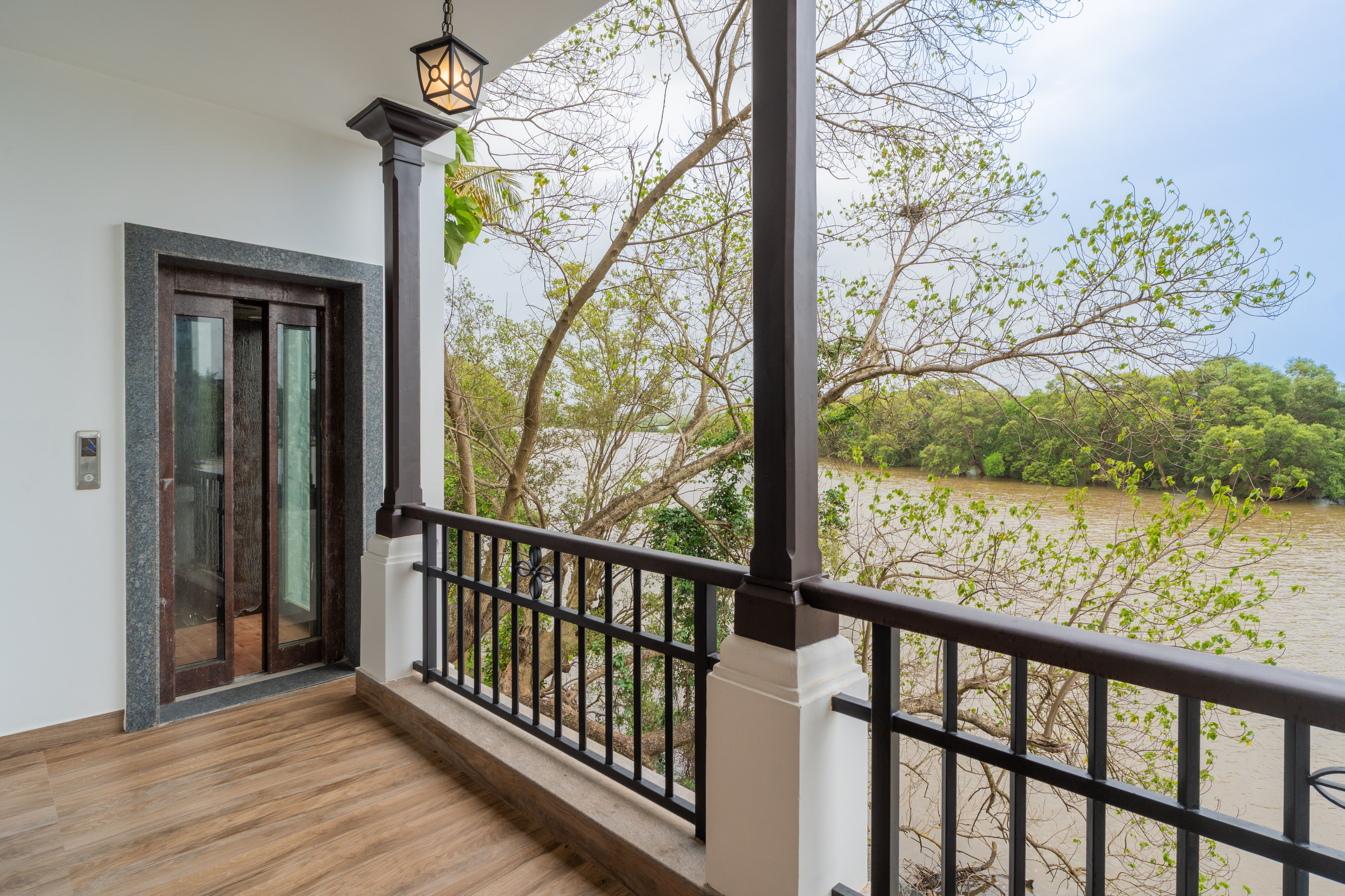 Balcony_Villa_Fleuve_North_Goa