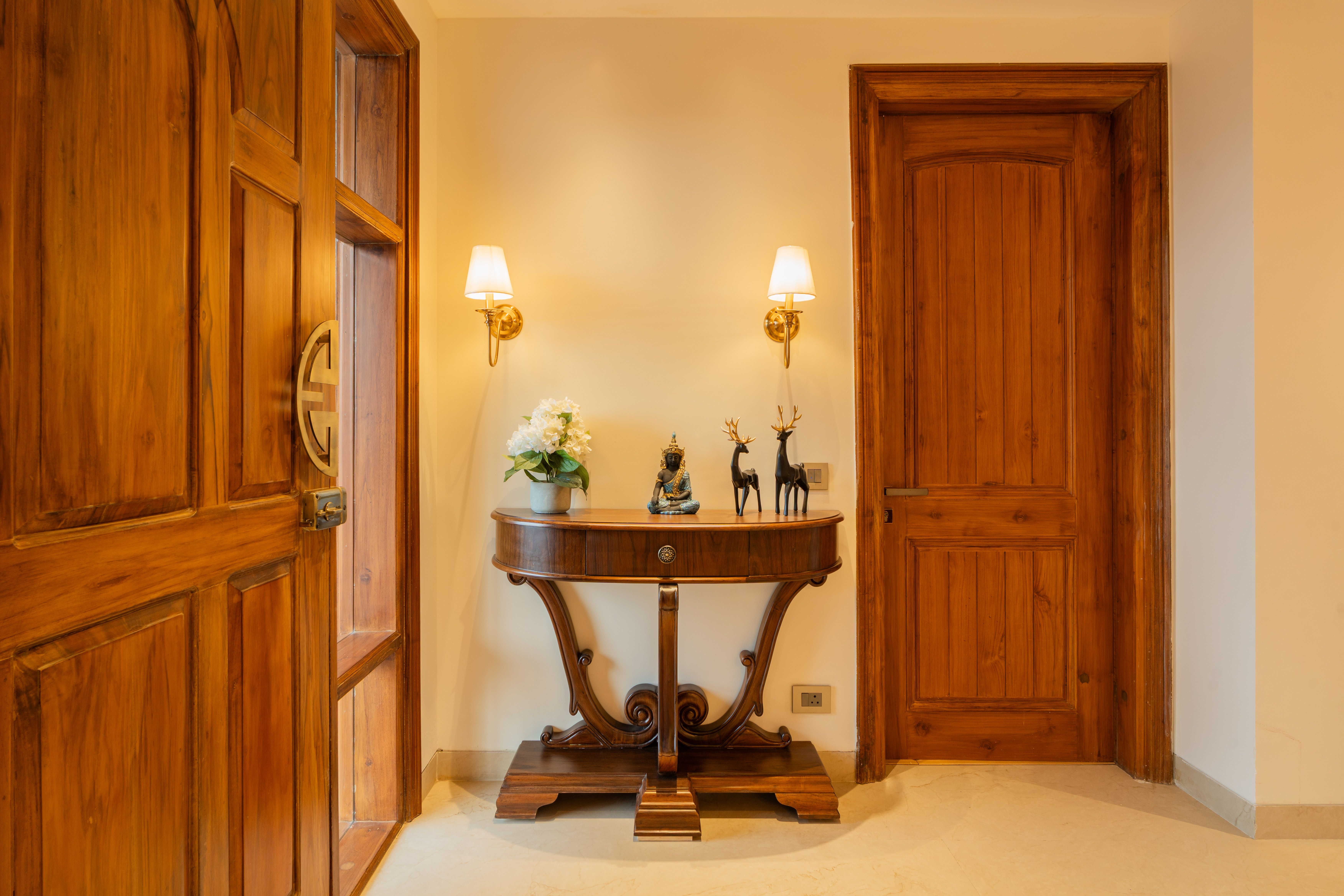 The Royce Orchid Villa Kasauli - Dining