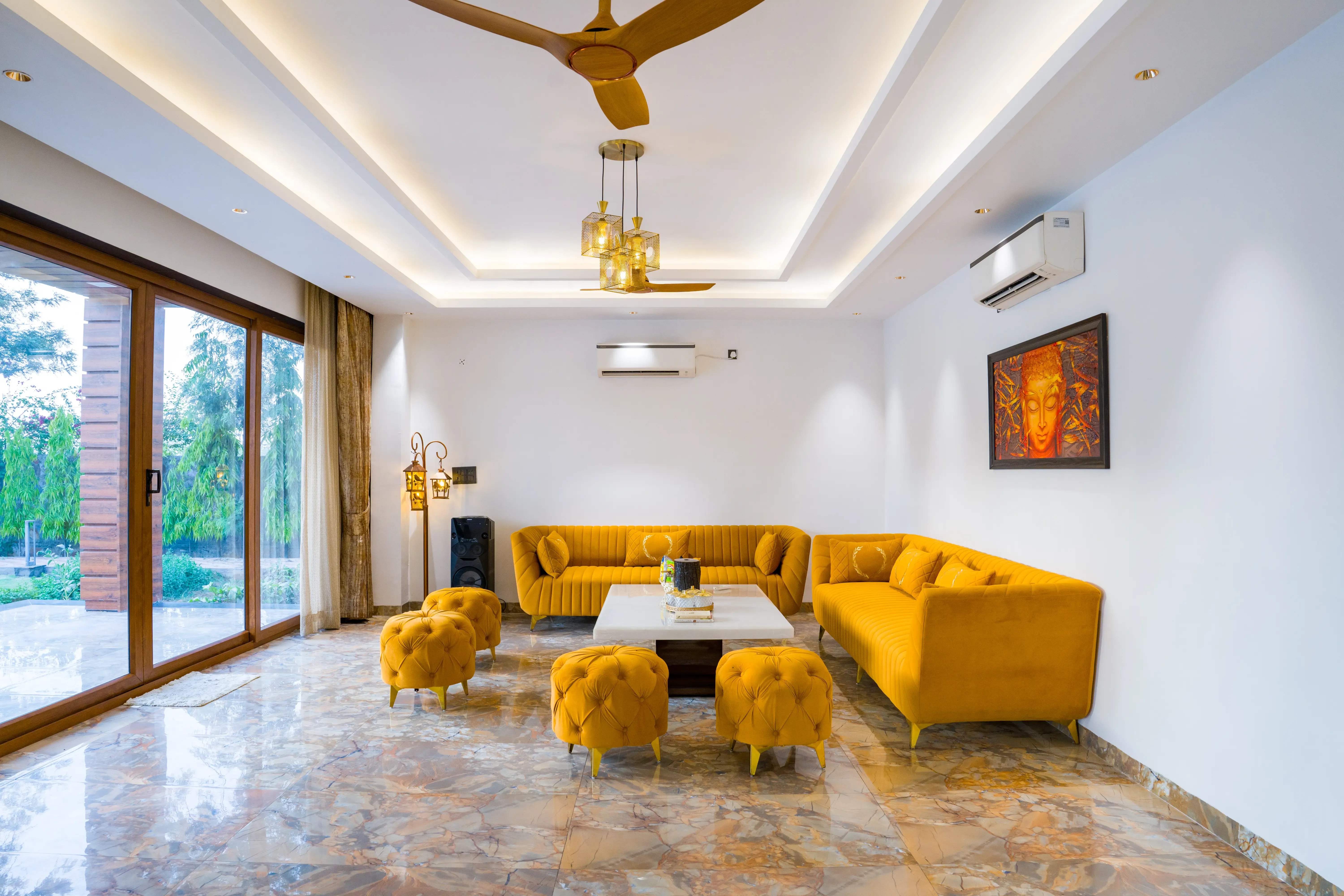 Sanisa Farm, Gurugram - Living area