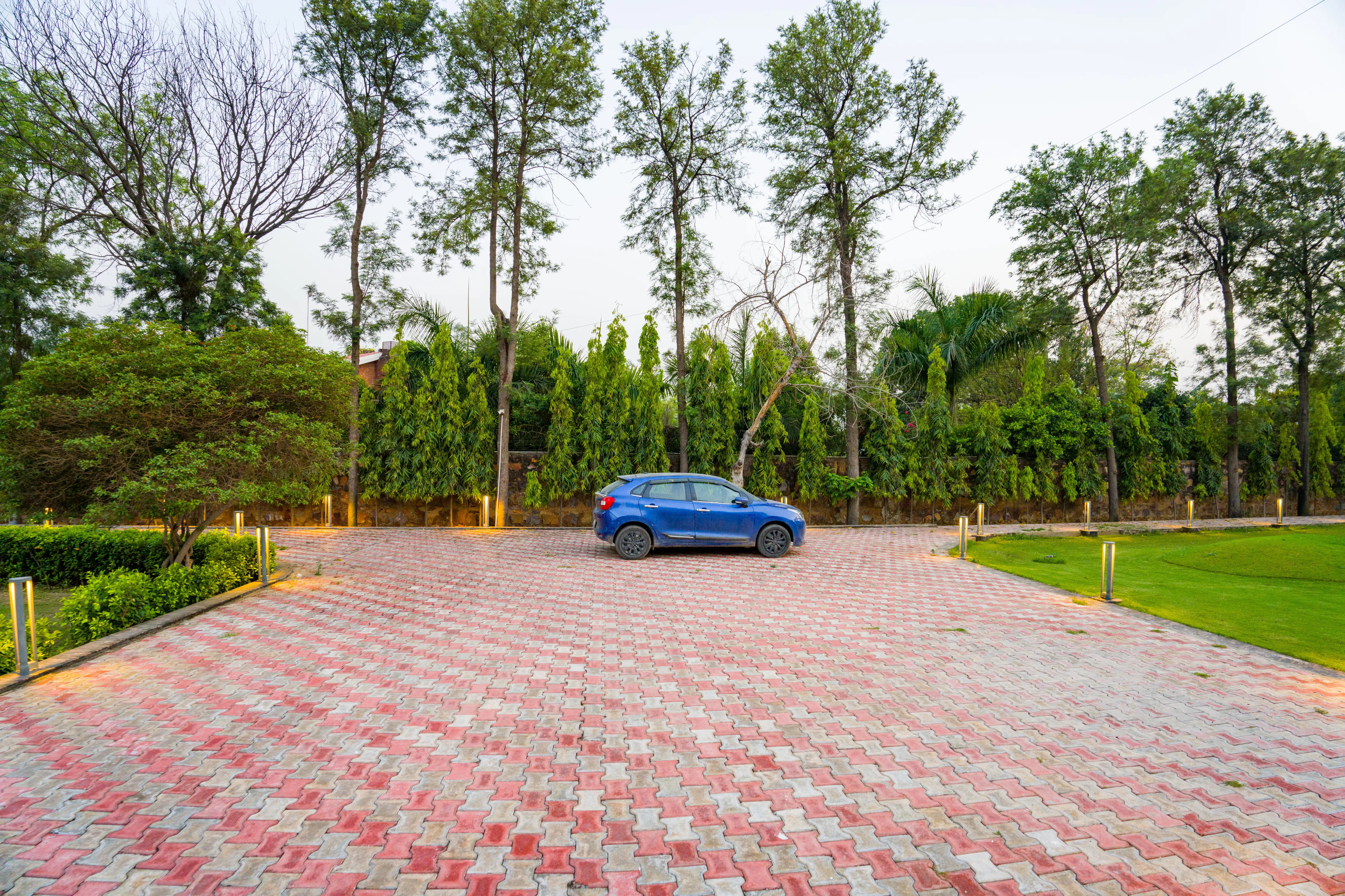 Sanisa Farm, Gurugram - Parking
