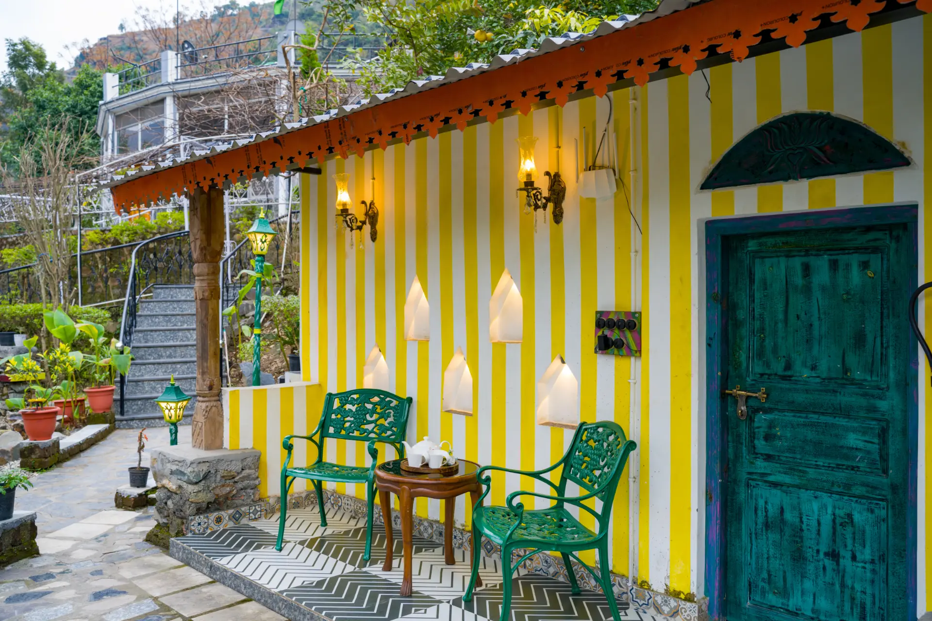 Zephyr Classic Cottage, Mussoorie - Tea House