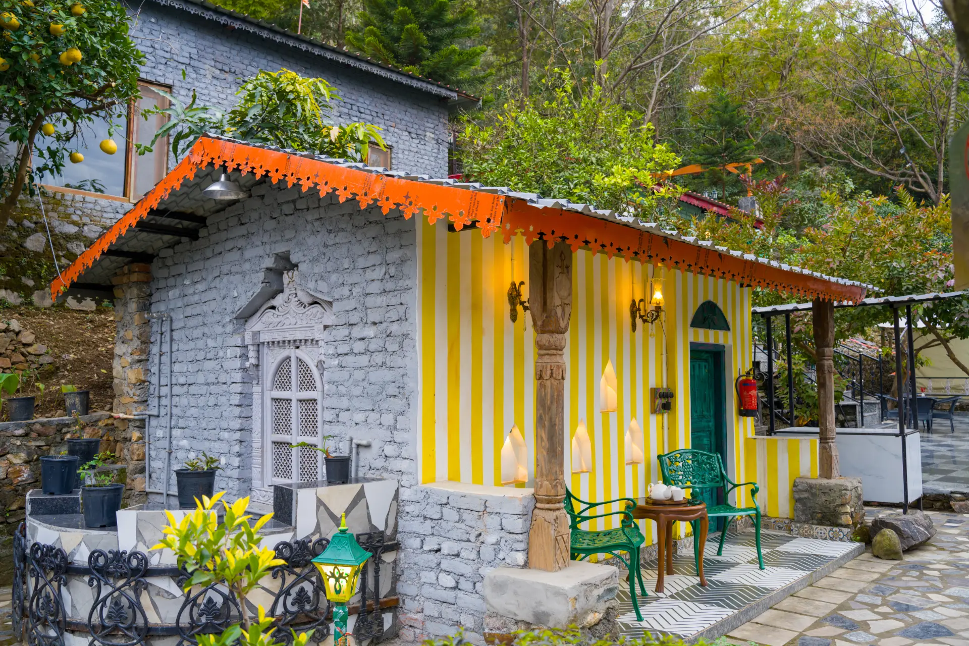 Zephyr Classic Cottage, Mussoorie - Tea House