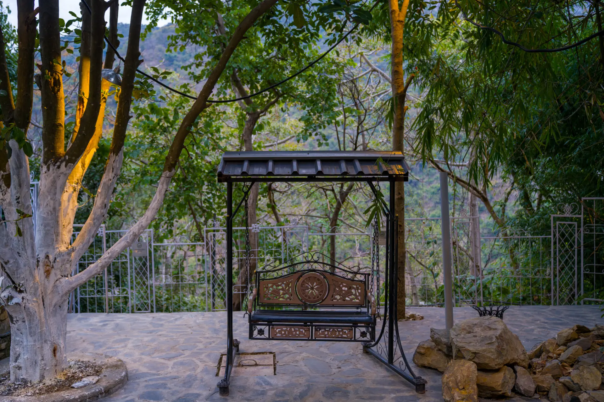 Zephyr Classic Cottage, Mussoorie - Lounge area