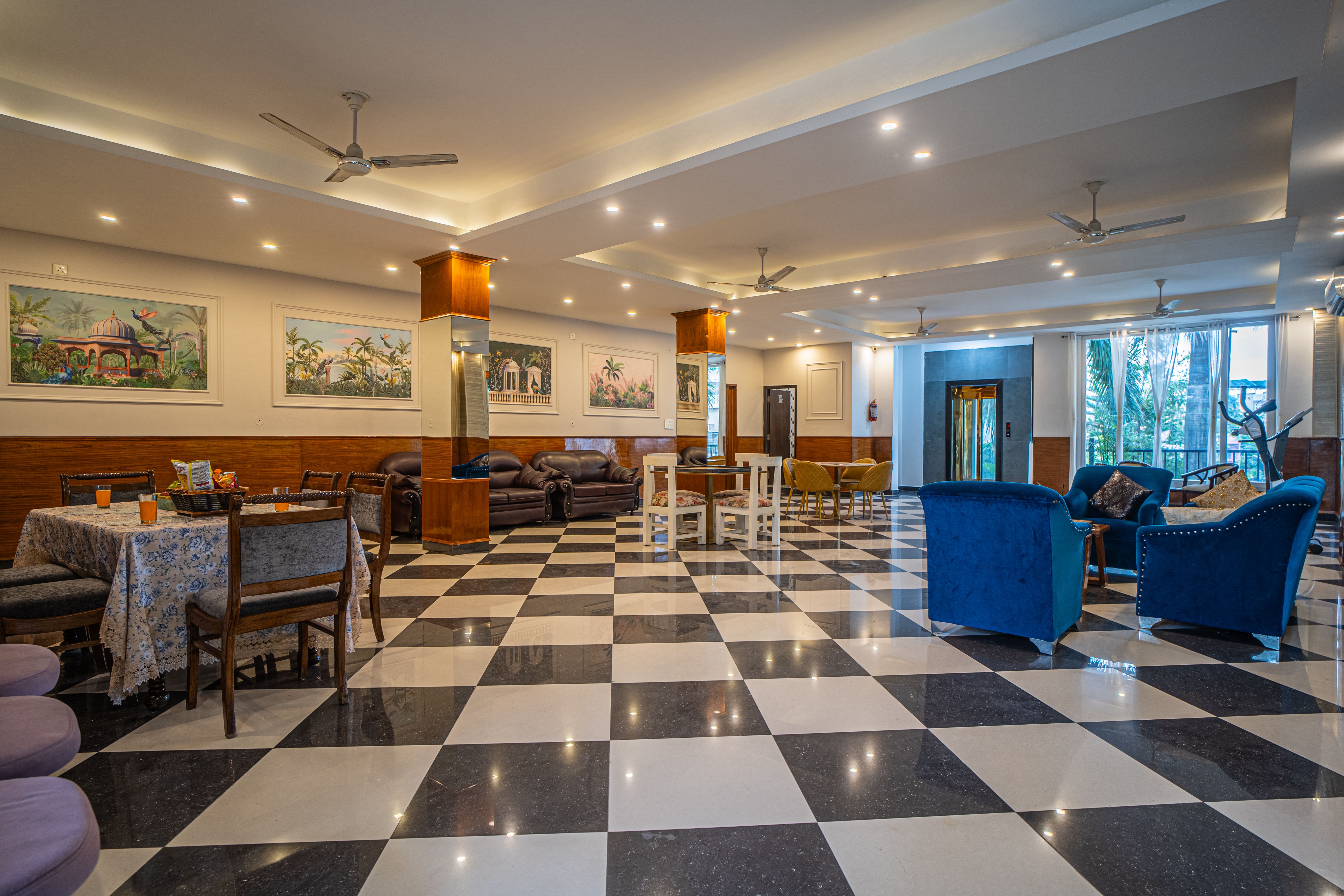 Lounge area