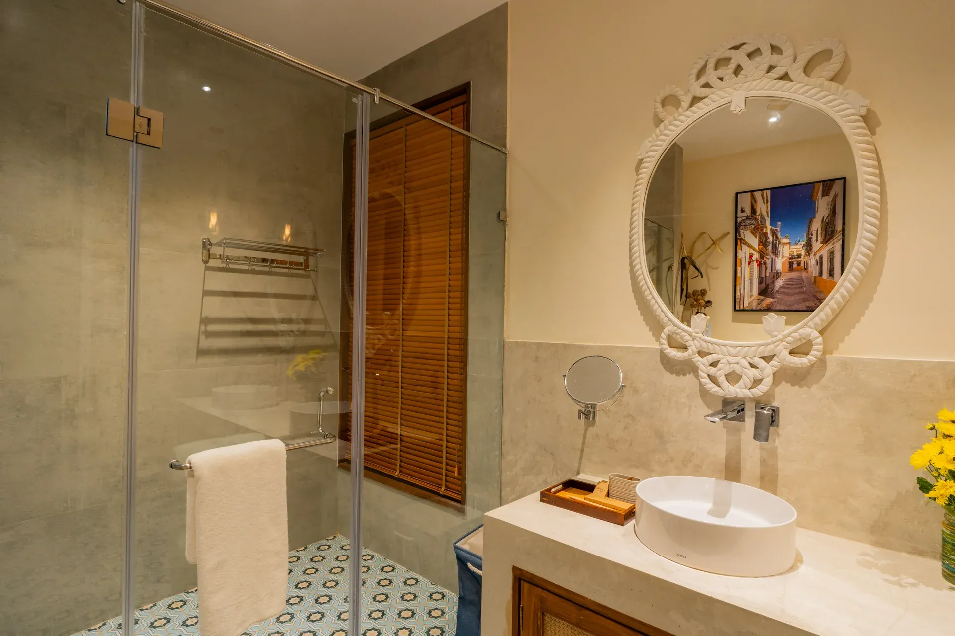 Powder room