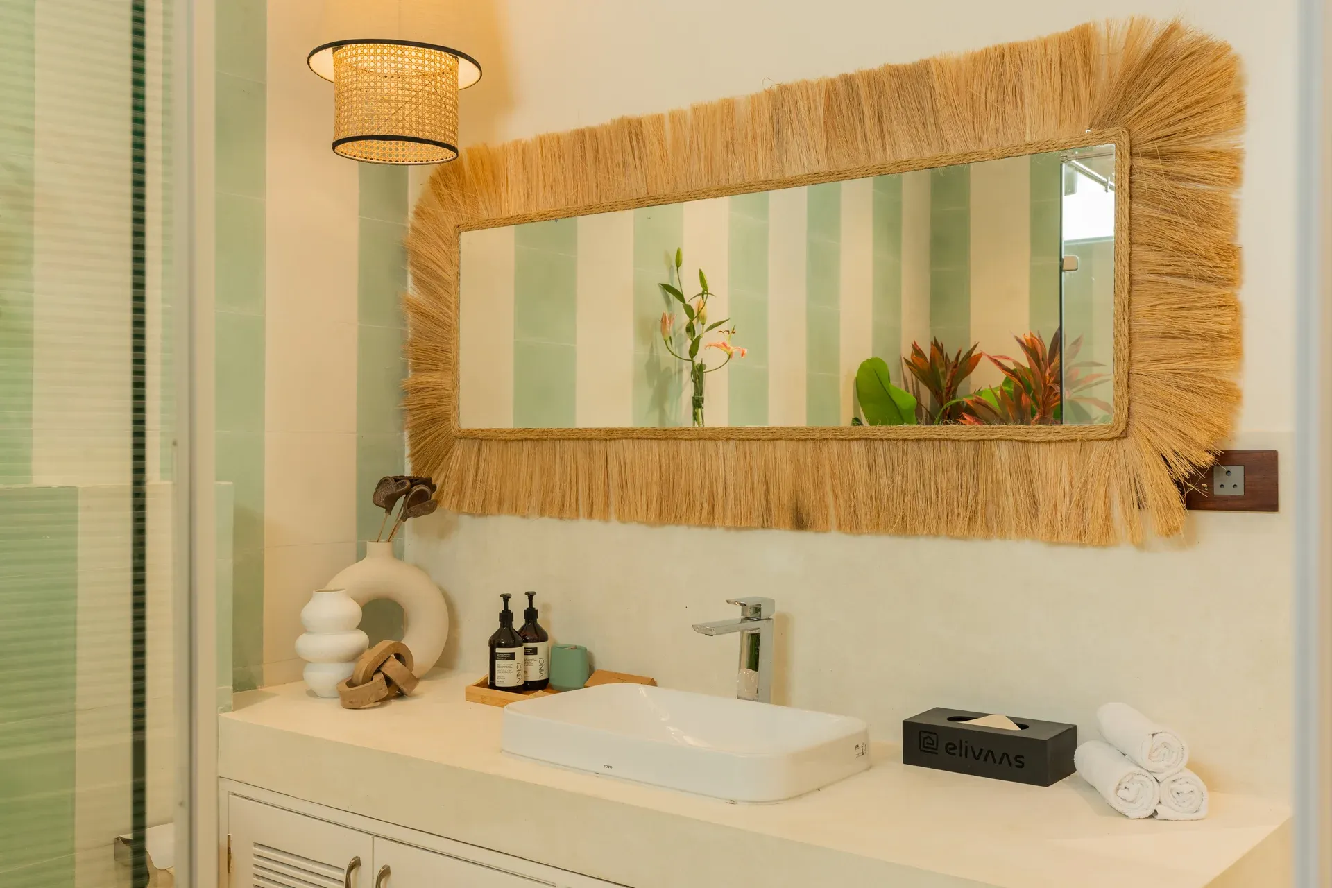 Powder room