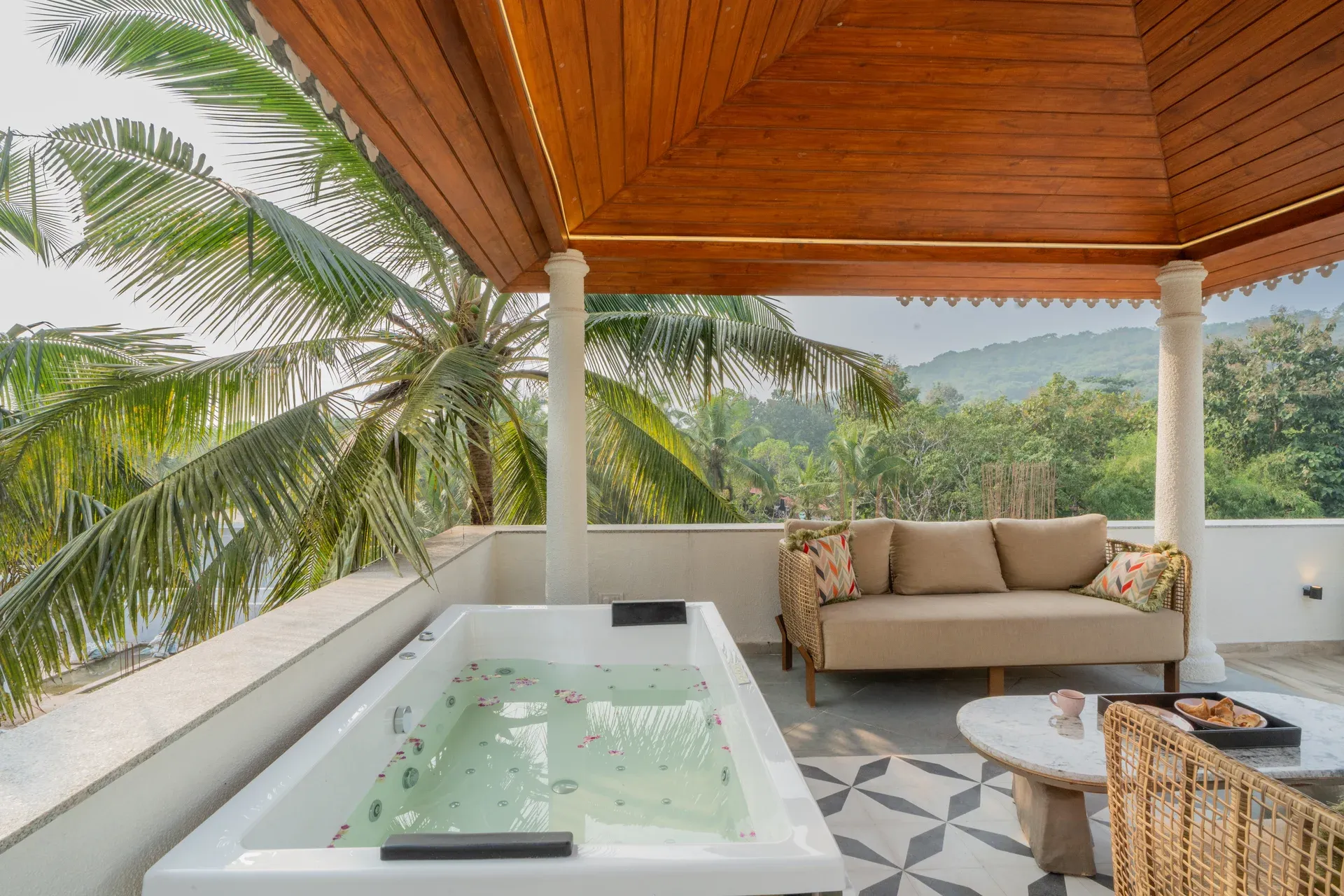 Jacuzzi