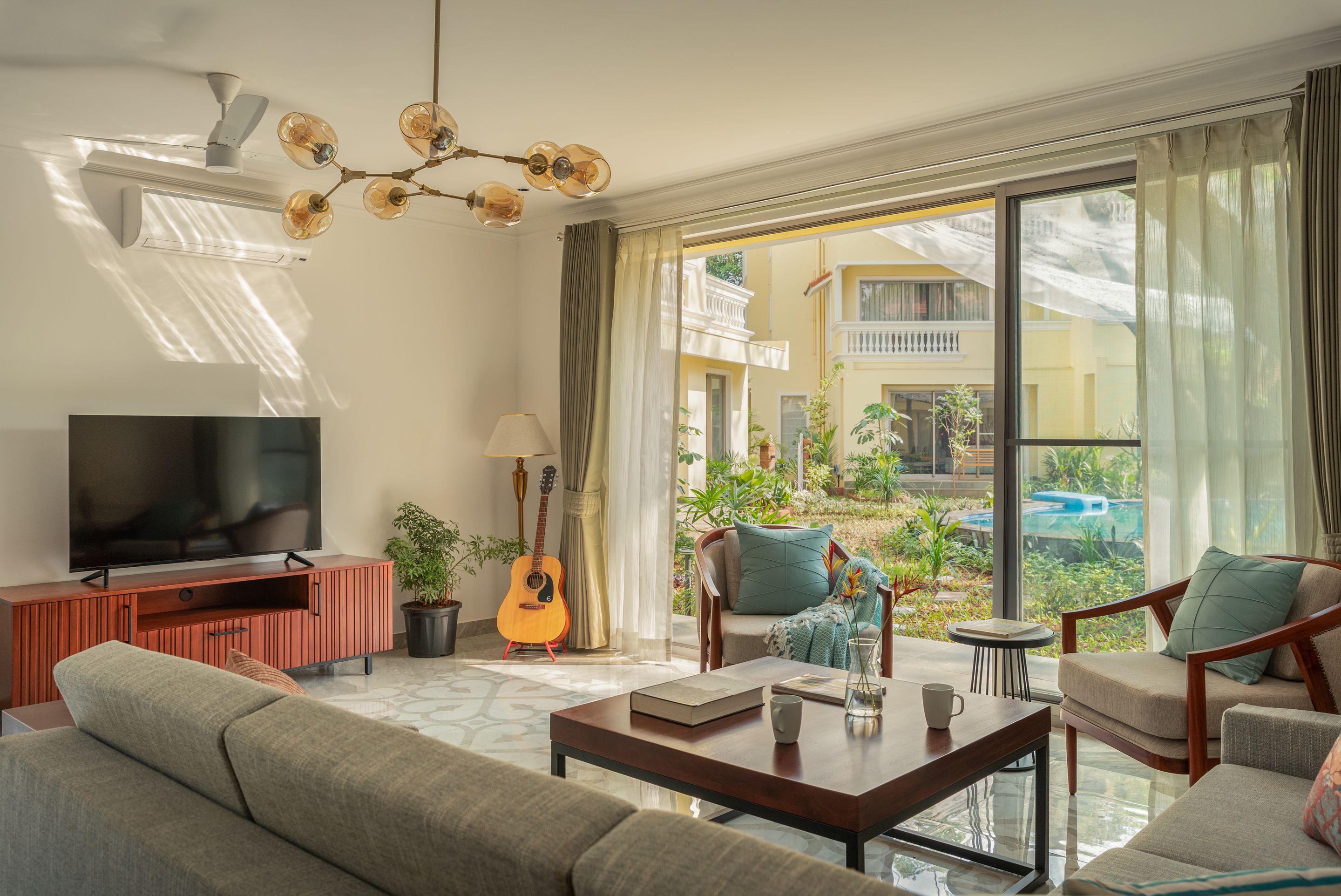 Living room_Kensho Hibiscus_South_Goa