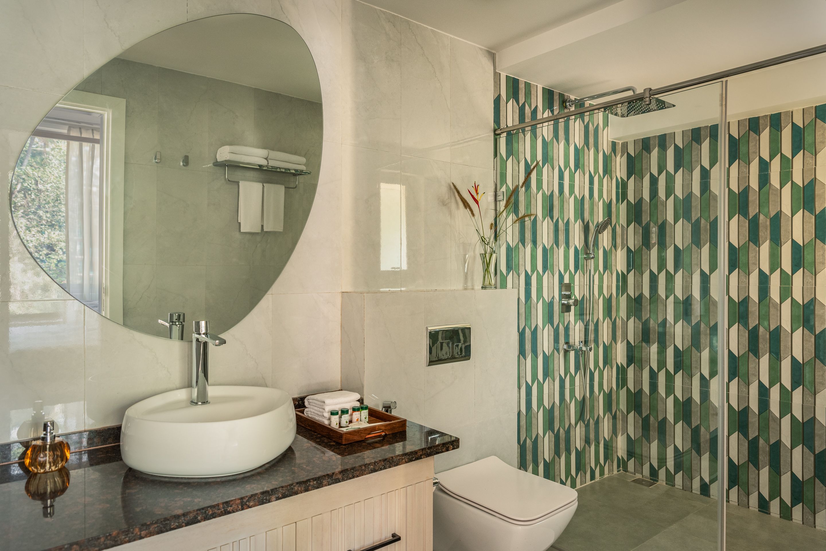 Bathroom_Kensho Hibiscus_South_Goa