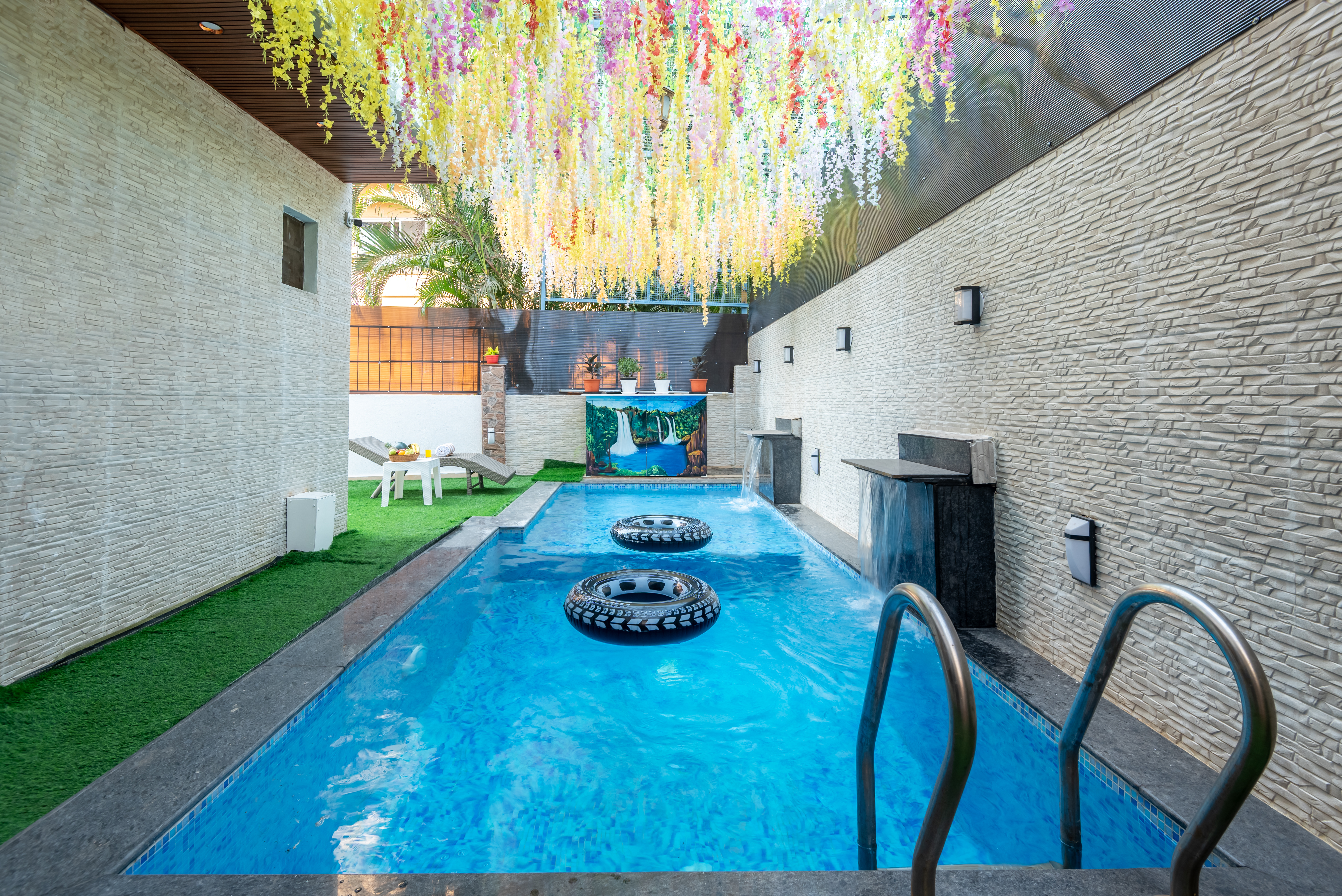 Private swimming pool