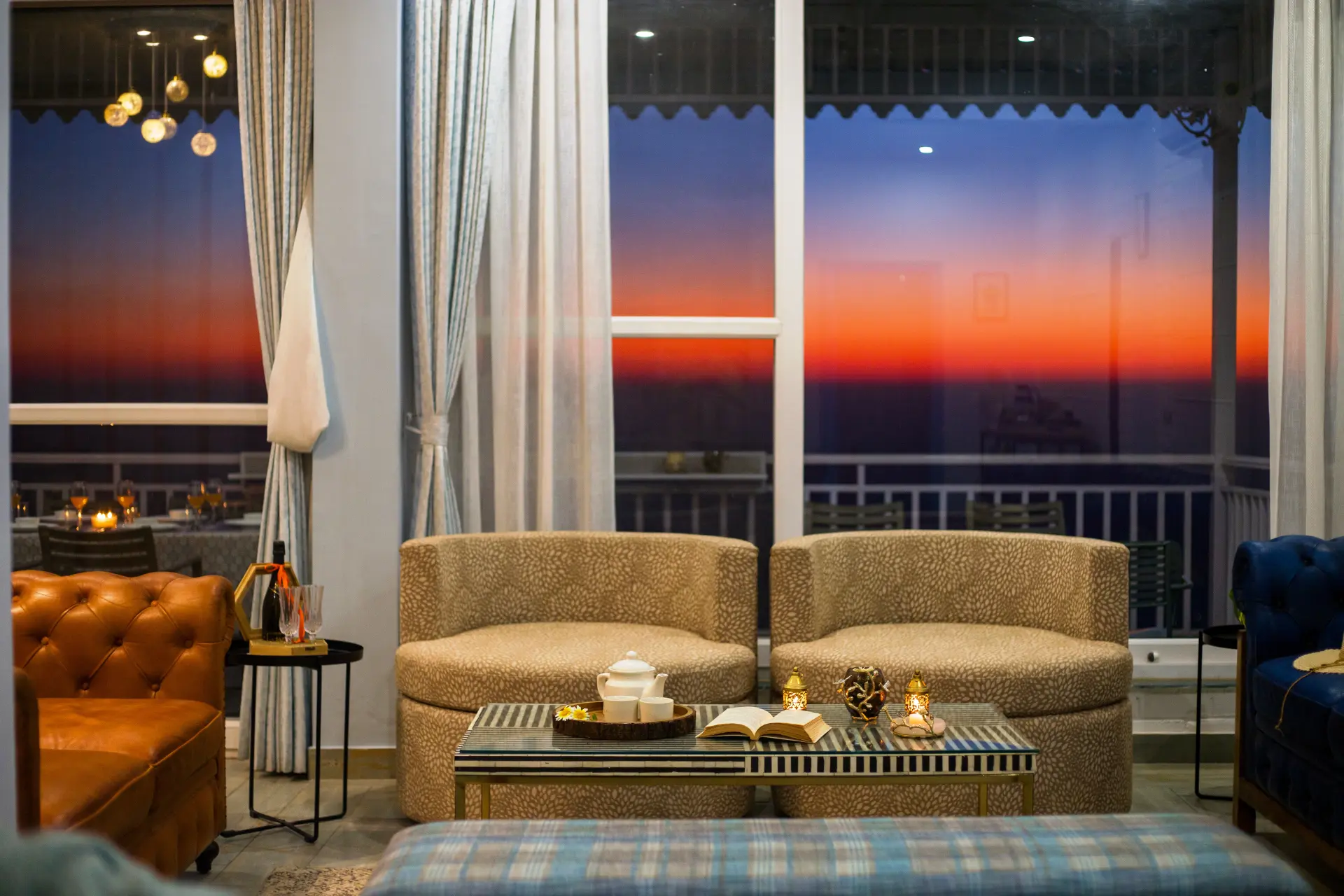 Alpenglow Villa, Kasauli - Living area