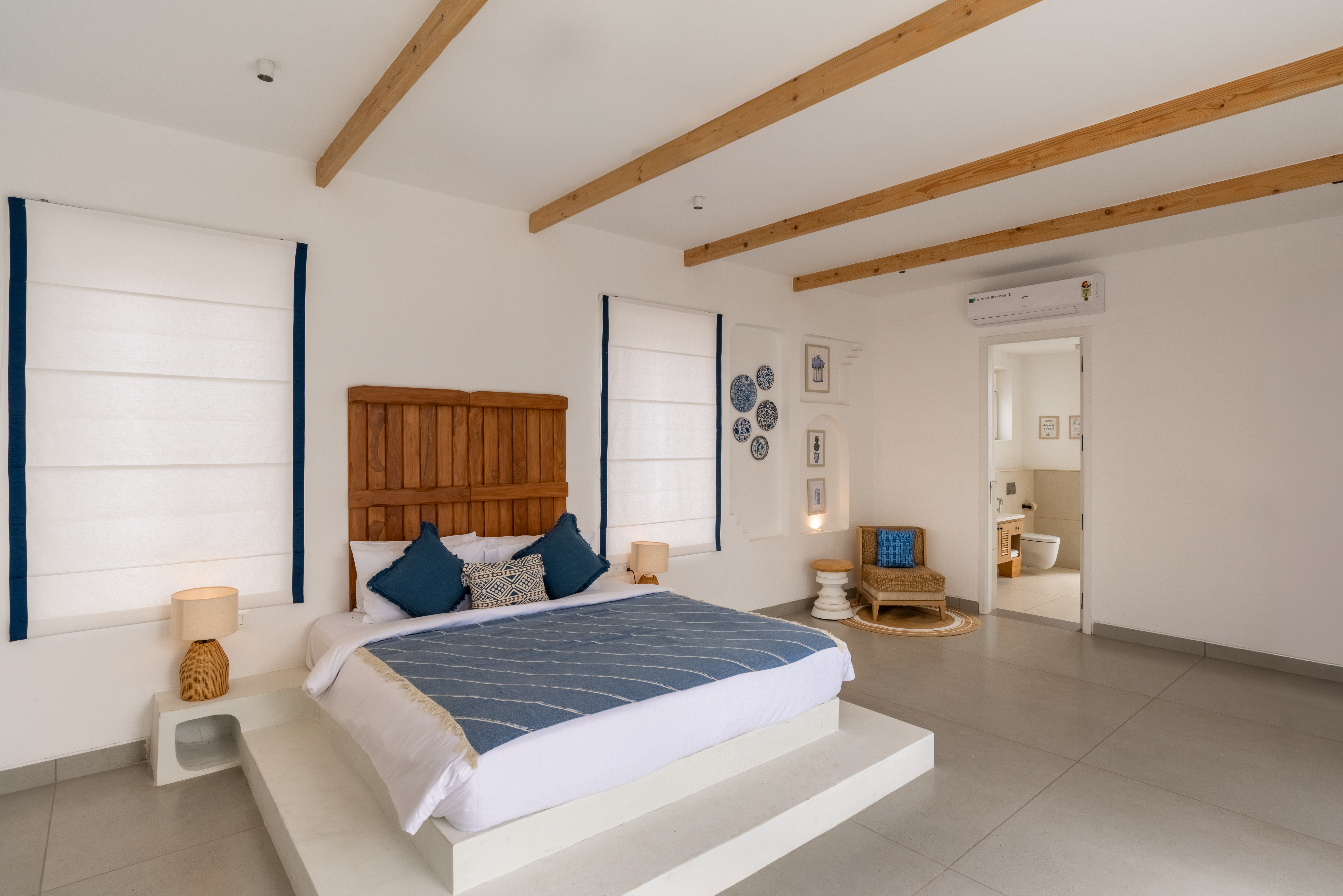 Greek Style 2-BHK Villa with Private Swimming Pool, Water Slide, Garden, Open Shower, Jacuzzi, Bathtub & Beach Views — photo 8