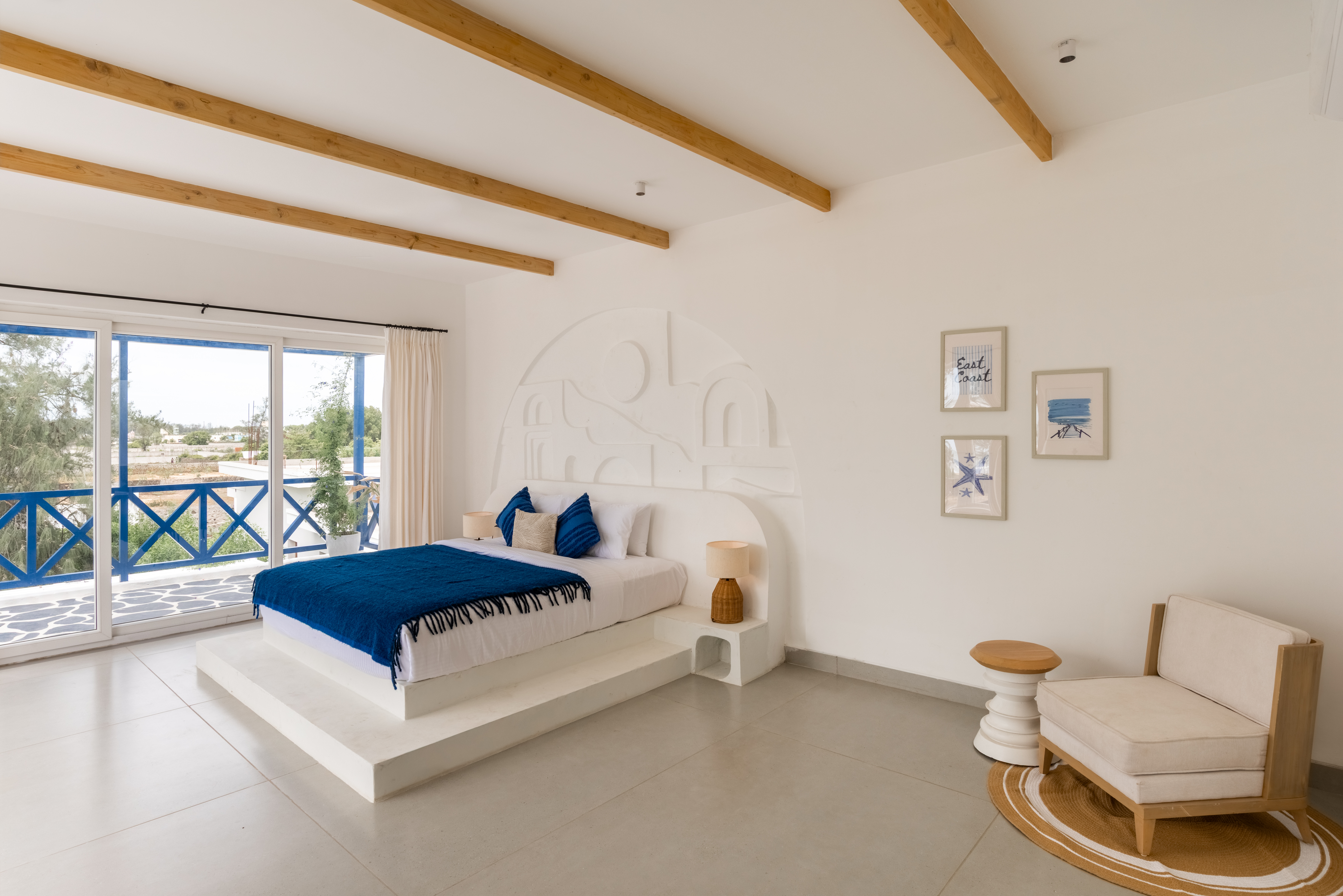 Greek Style 2-BHK Villa with Private Swimming Pool, Water Slide, Garden, Open Shower, Jacuzzi, Bathtub & Beach Views — photo 14