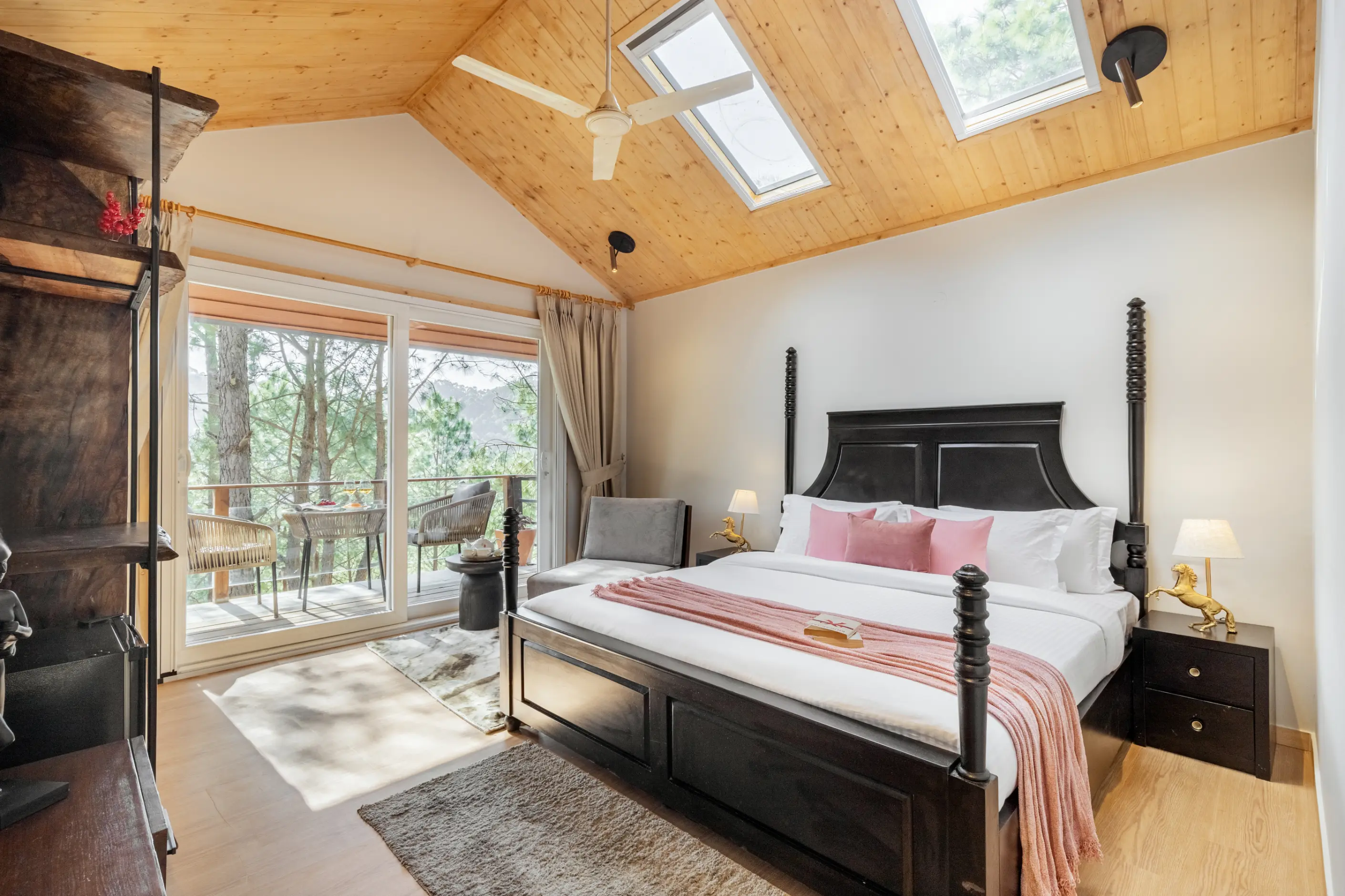 Sirmour Baag Rose, Kasauli - Bedroom 