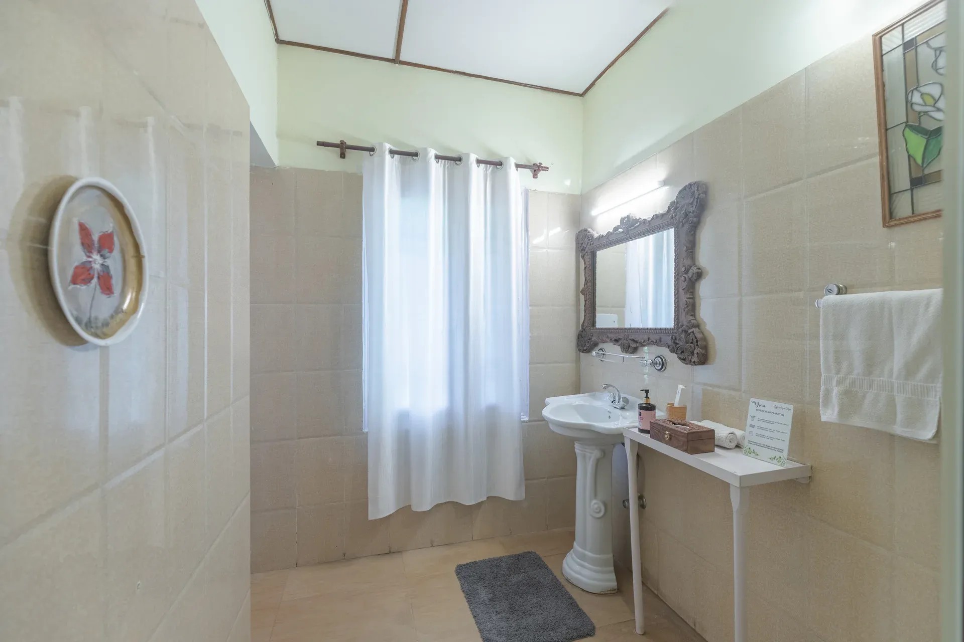 Chalet Vie Villa, Kasauli - Bathroom