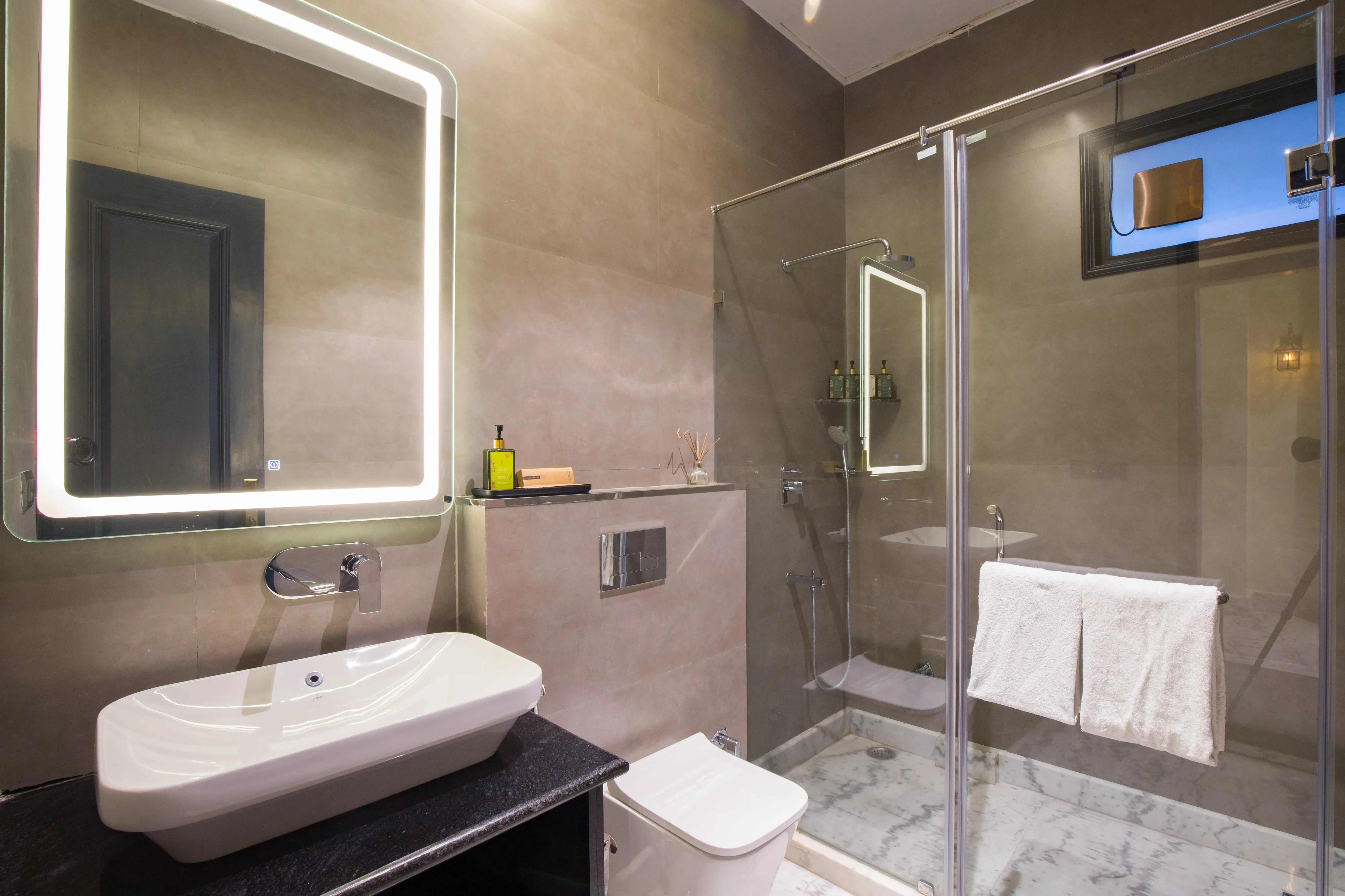 Ibiza Farmhouse, Delhi - Bathroom