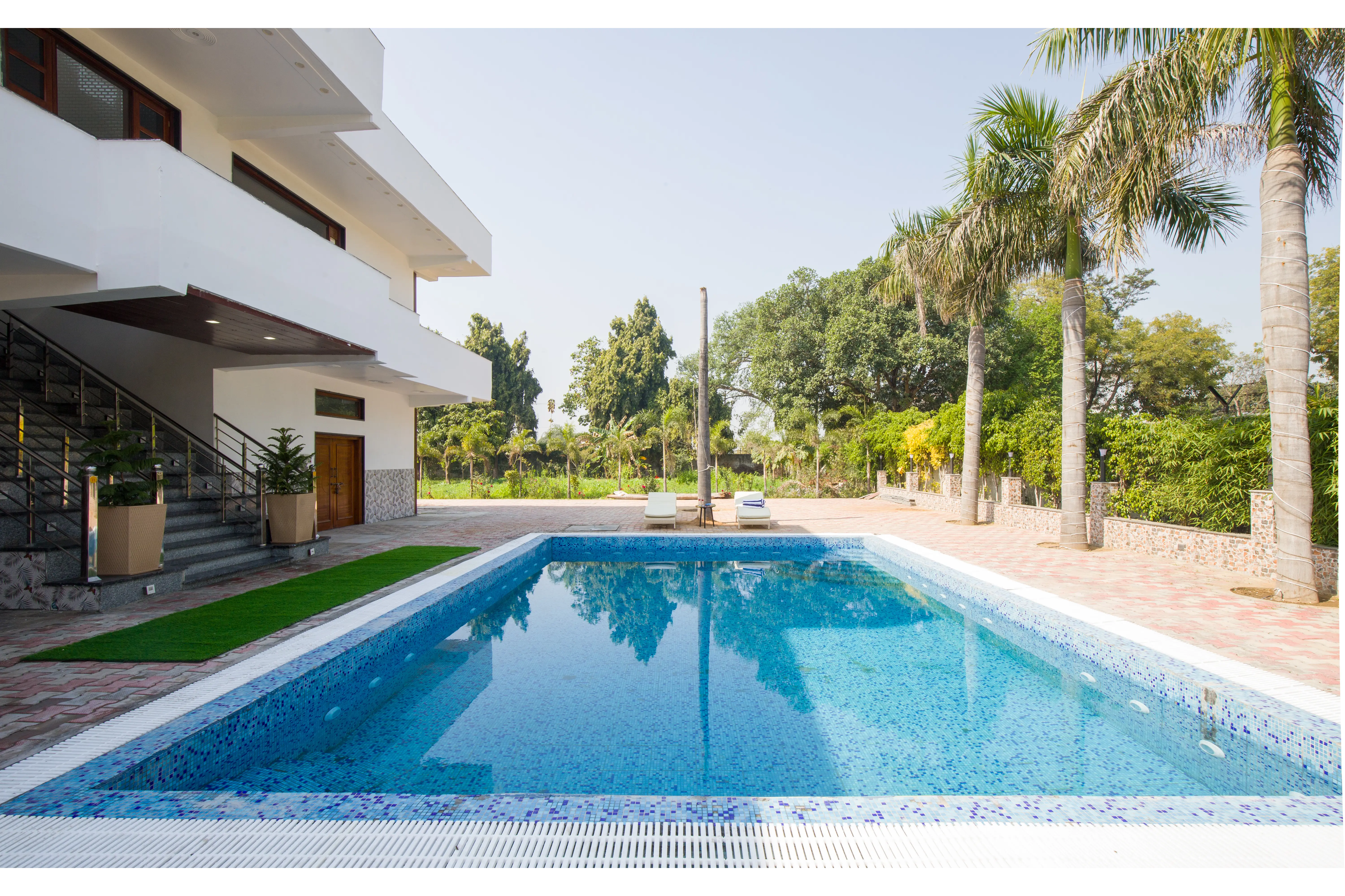 Private pool