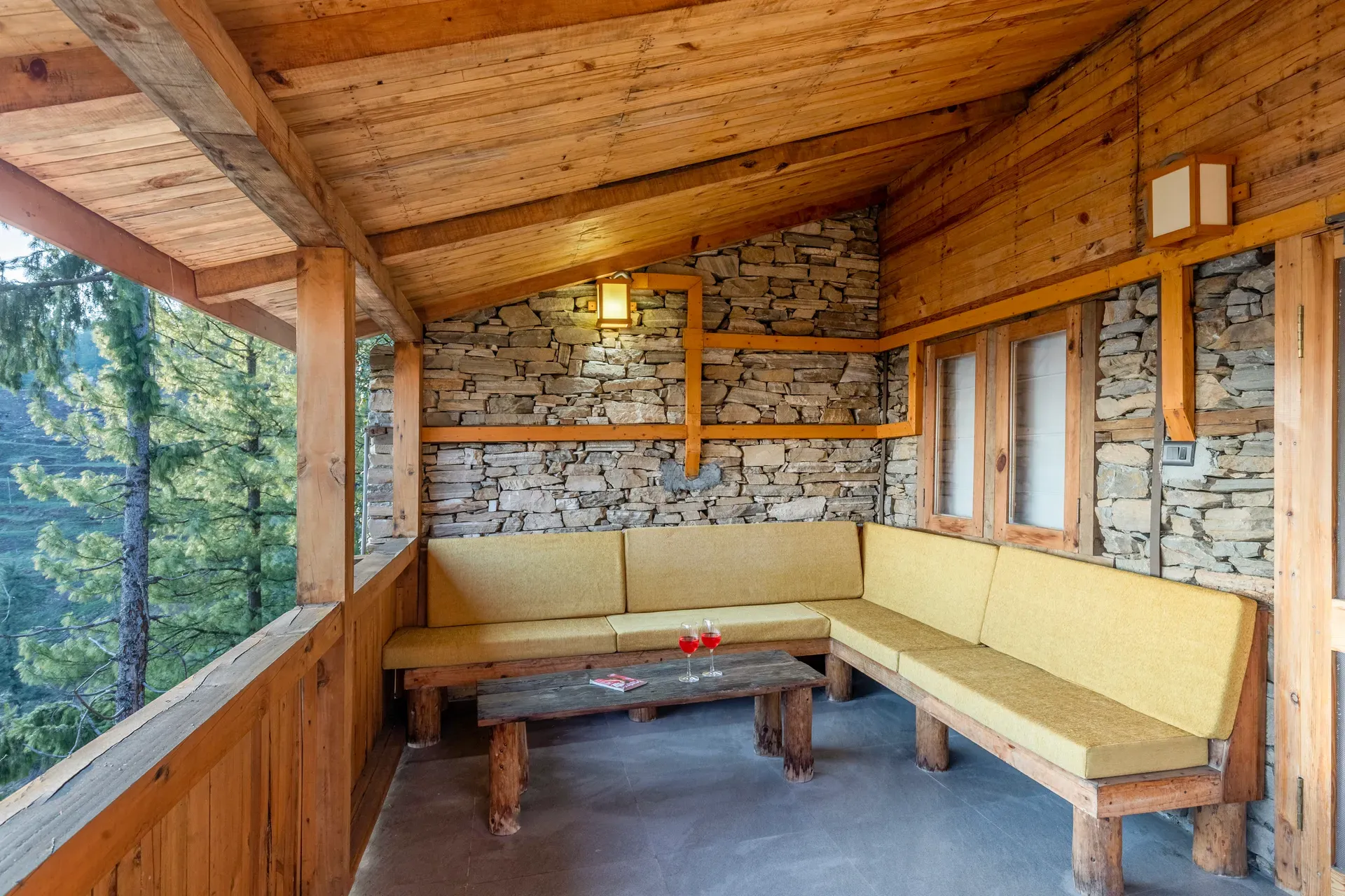 Everly | Pet-friendly Traditional 1-Bedroom Retreat With Attic, Sauna & Garden - Image 5