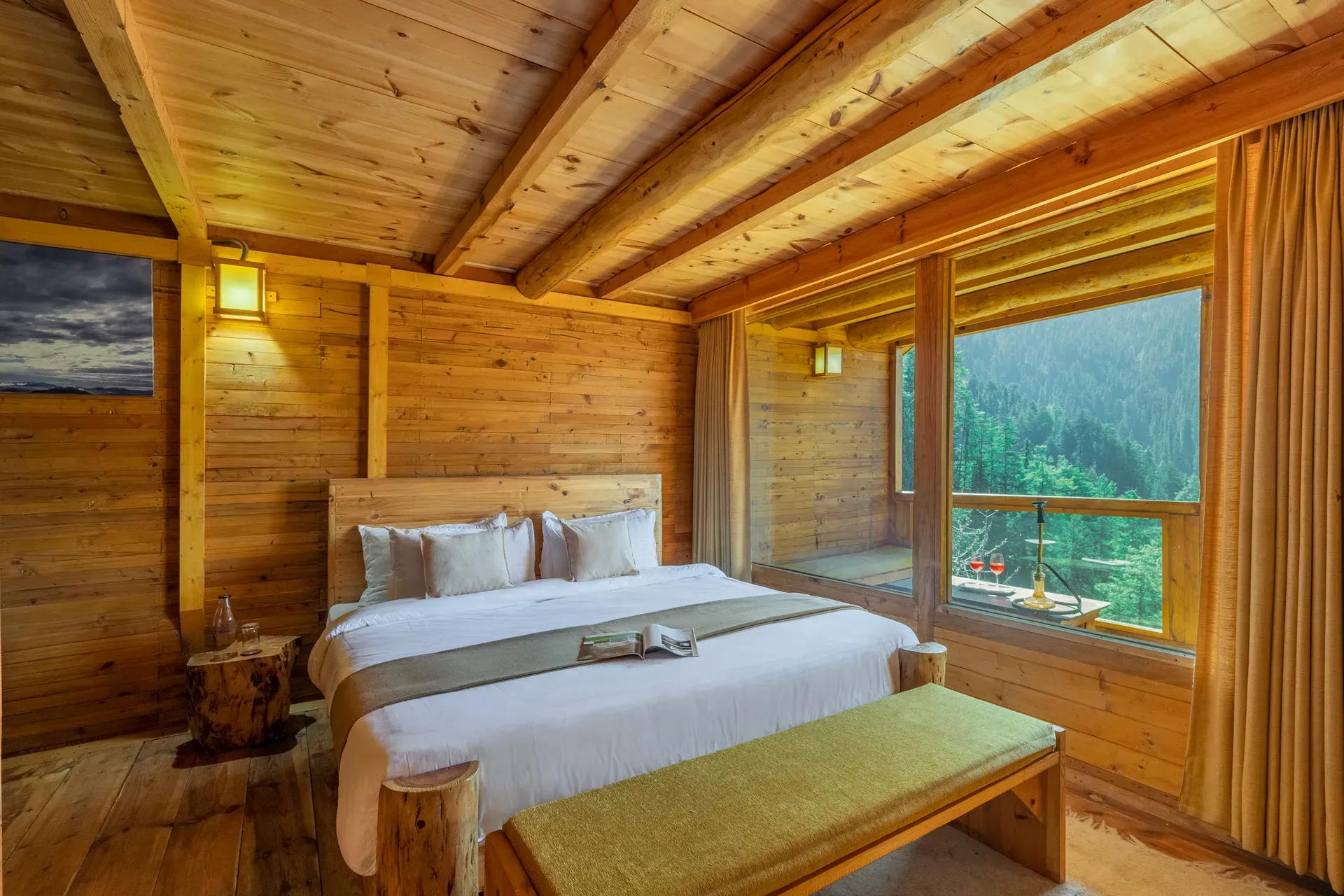 Skylounge Villa, Shimla - Bedroom