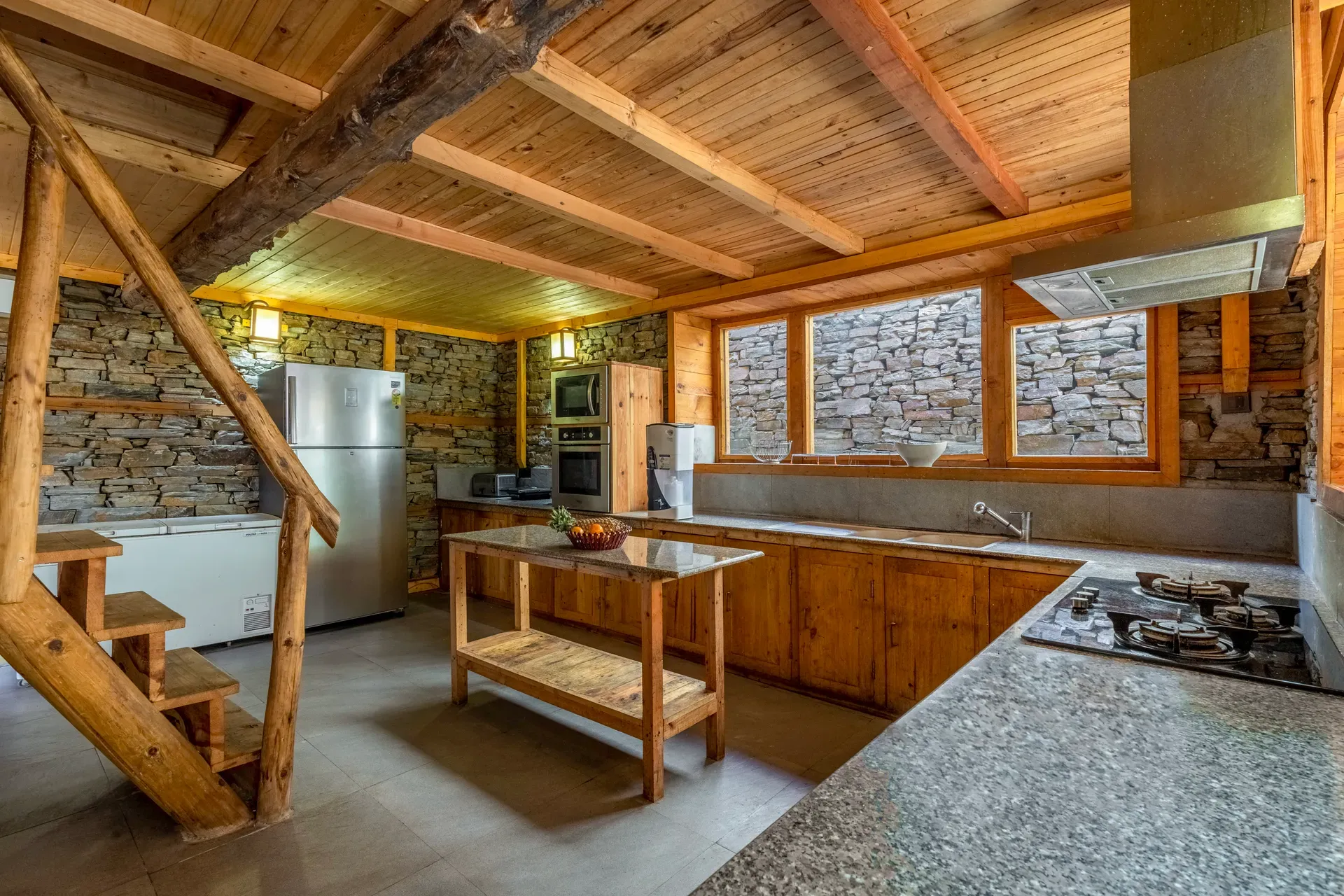 Skylounge Villa, Shimla - Kitchen