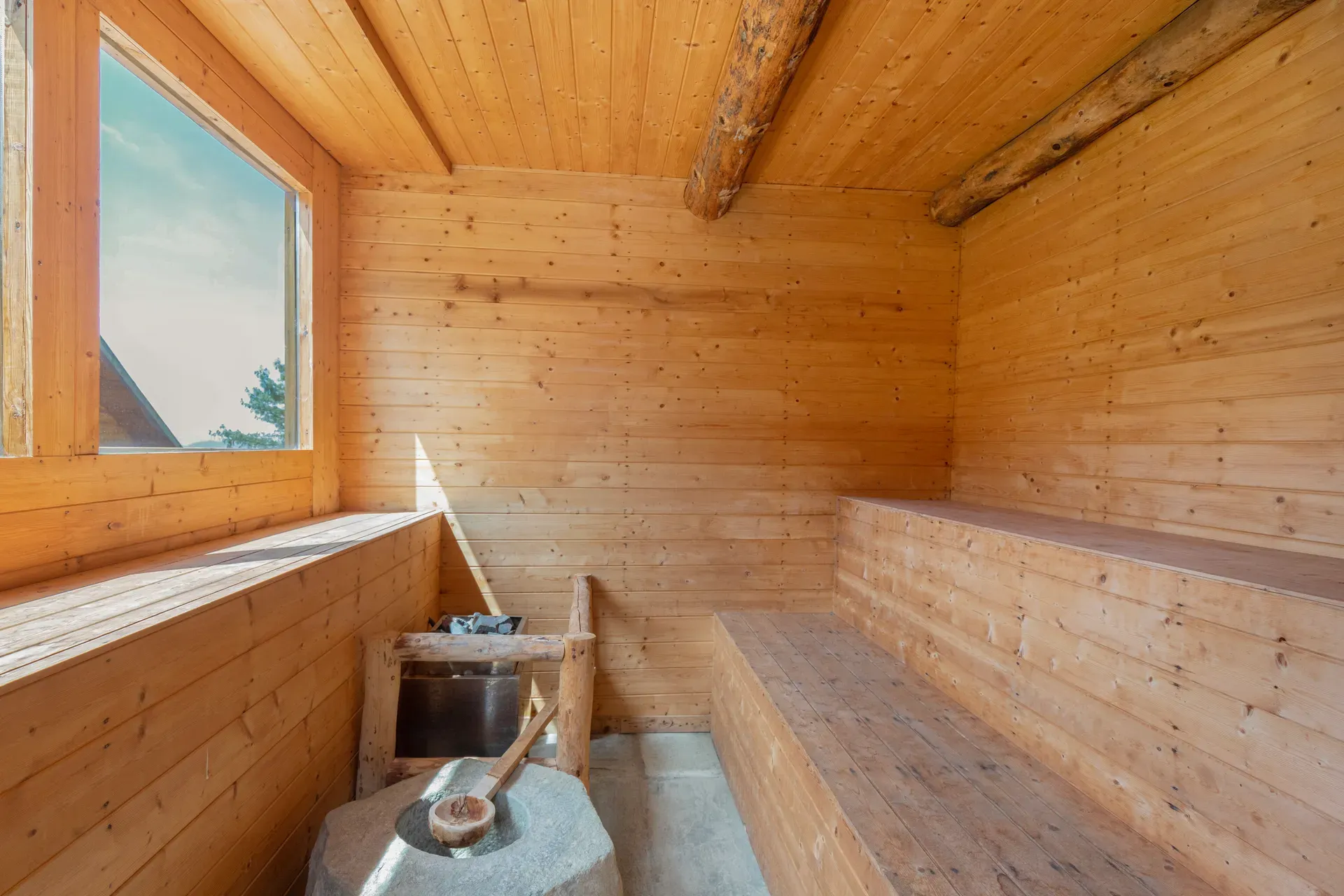 Skylounge Villa, Shimla - Sauna
