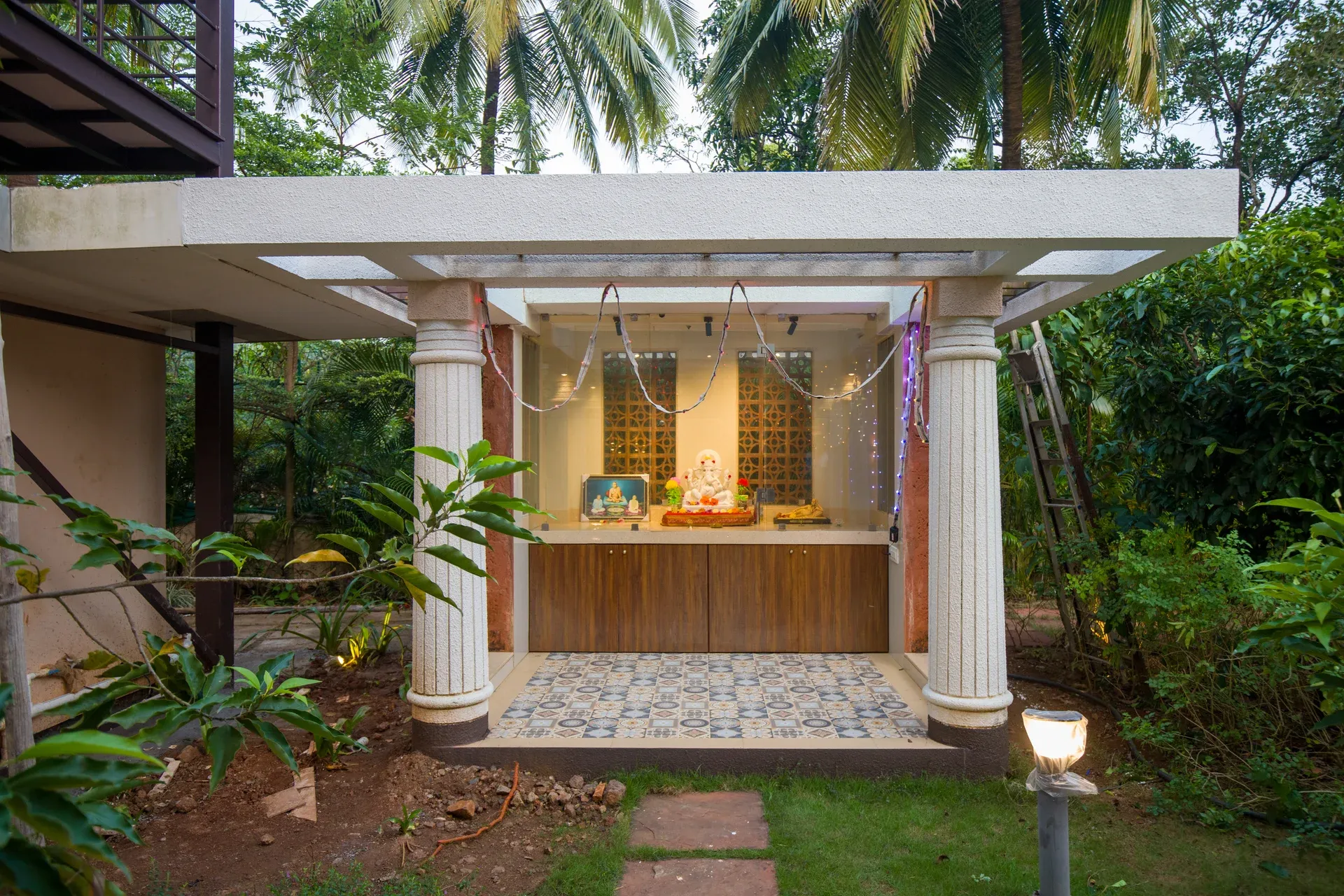 Liora Villa, Alibaug - Mandir