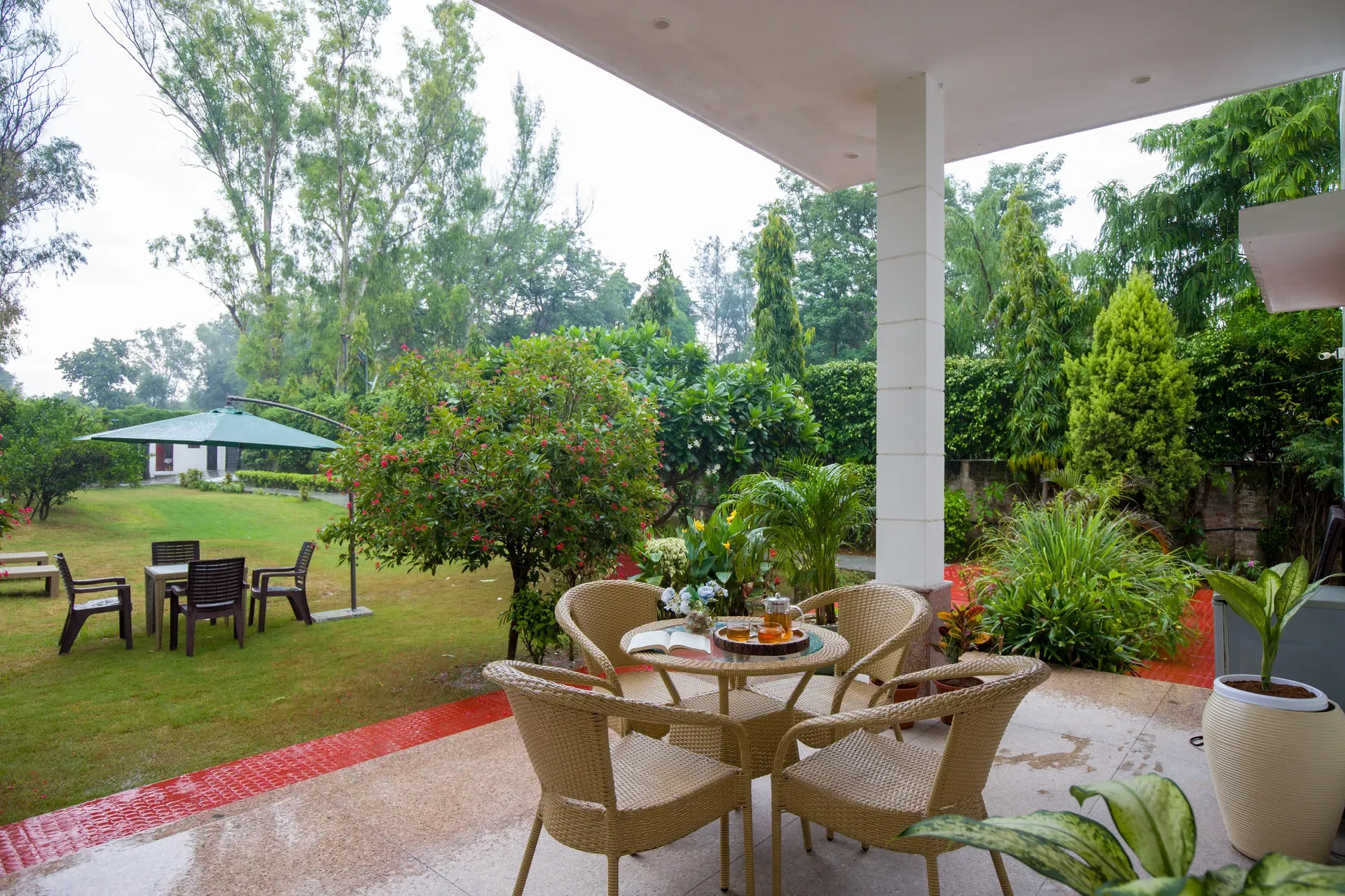 Outdoor sitting area